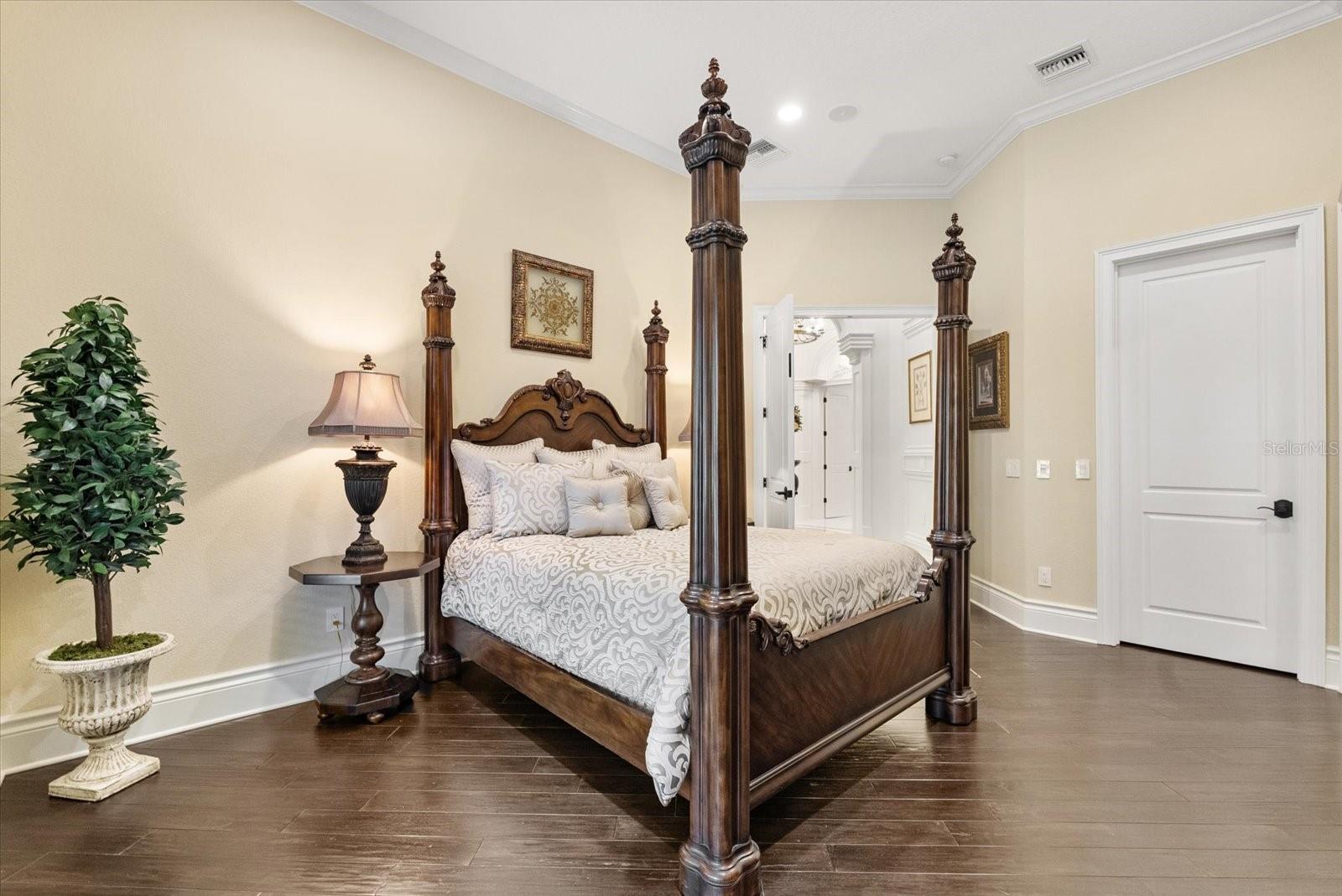 Image 60 of 100 For 921 Sweetwater Club Boulevard