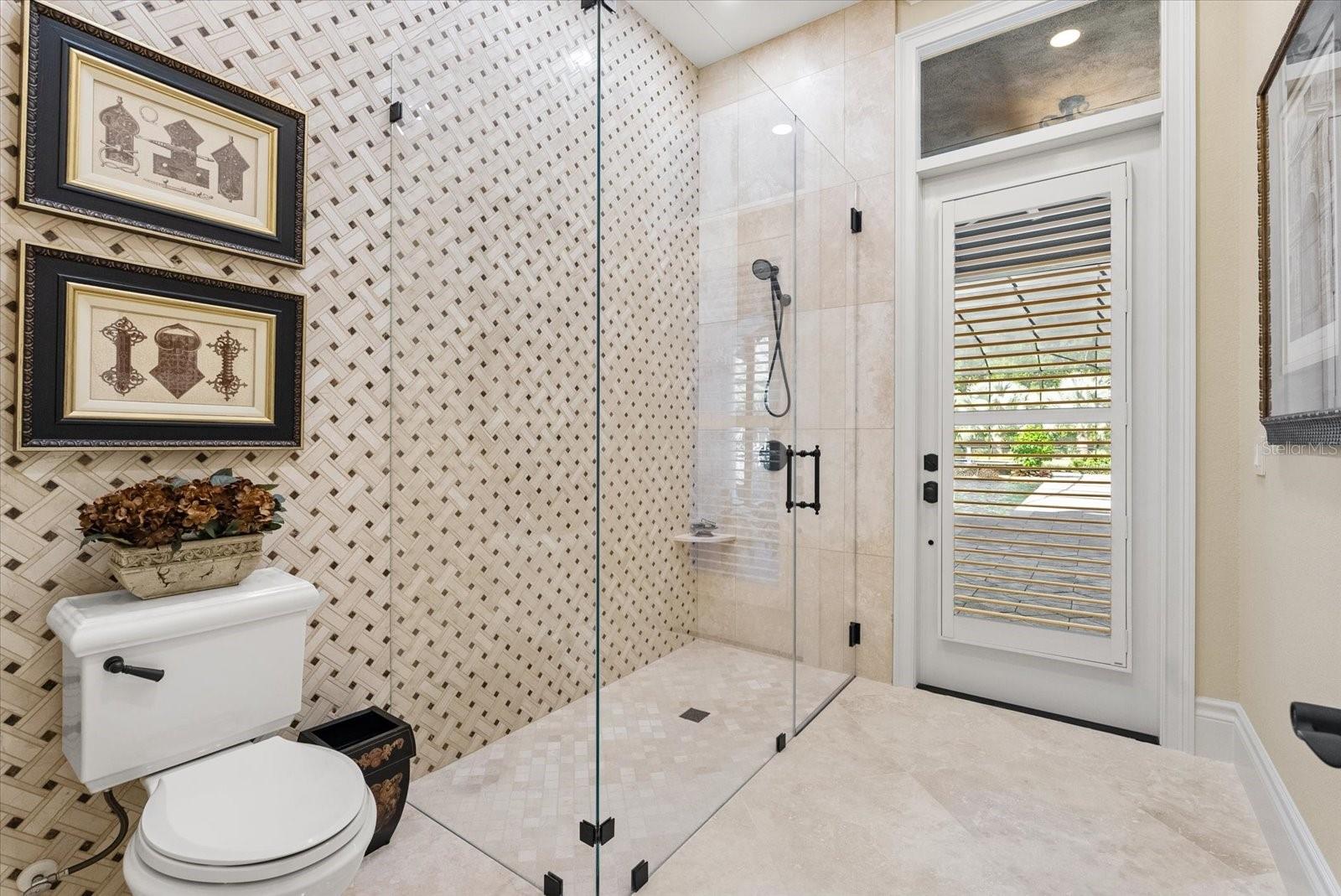 Image 62 of 100 For 921 Sweetwater Club Boulevard