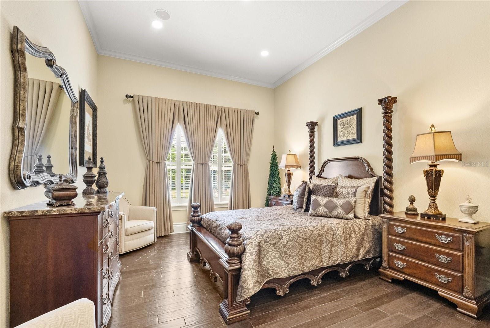 Image 71 of 100 For 921 Sweetwater Club Boulevard