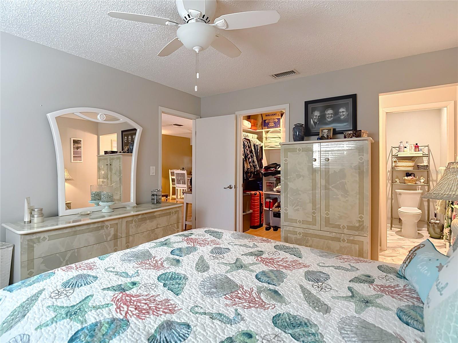 Image 22 of 49 For 7630 Danube Drive