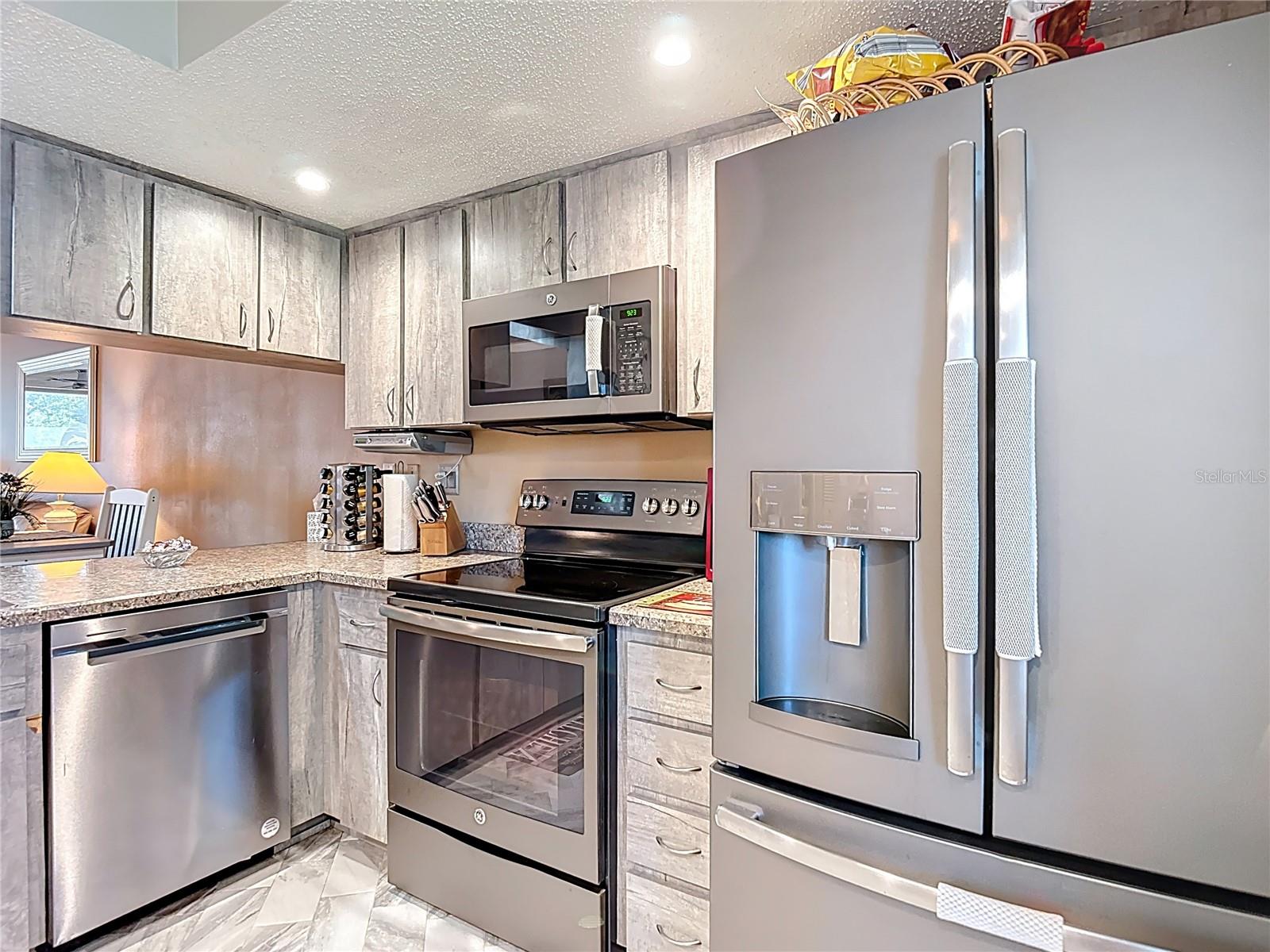 Image 42 of 49 For 7630 Danube Drive