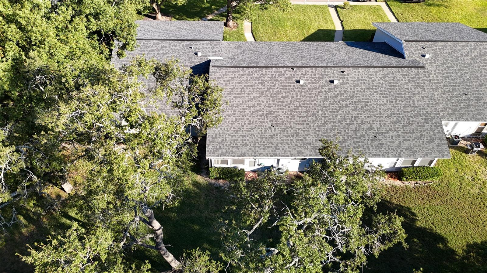 Image 5 of 49 For 7630 Danube Drive