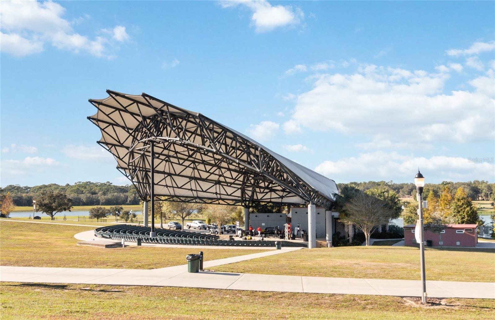 Image 6 of 7 For 425 Orchard Drive