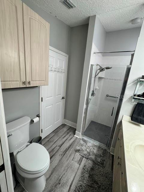 Image 14 of 31 For 6706 Waldorf Court