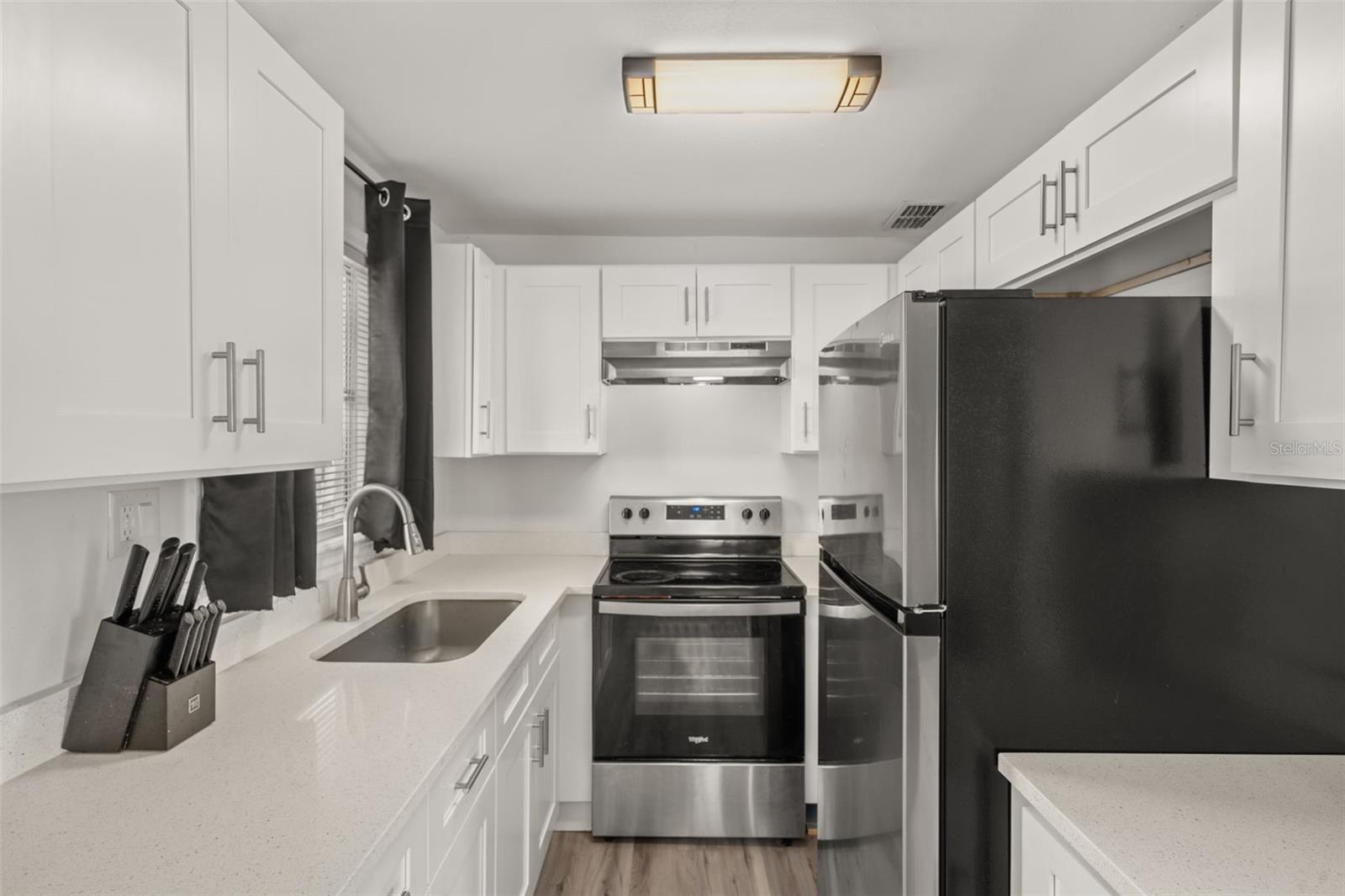 Image 10 of 19 For 7125 Colfax Drive