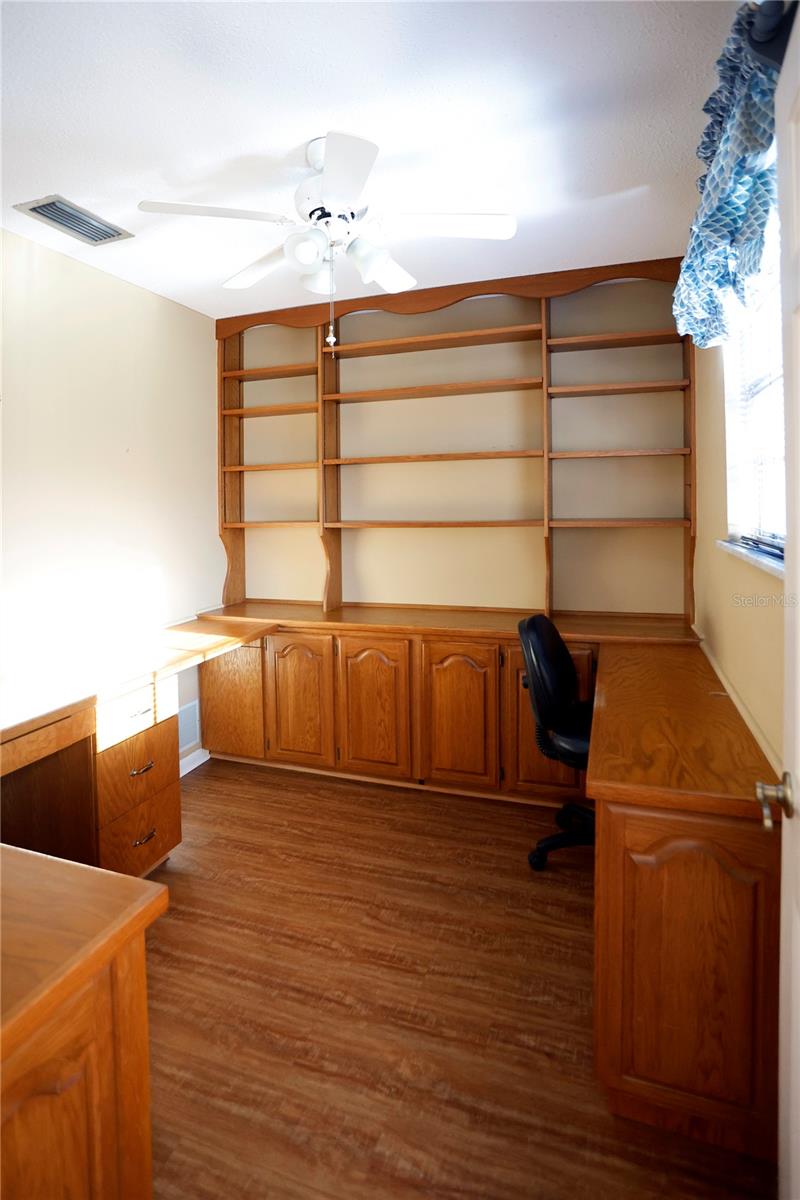 Image 24 of 60 For 23378 Eppley Drive