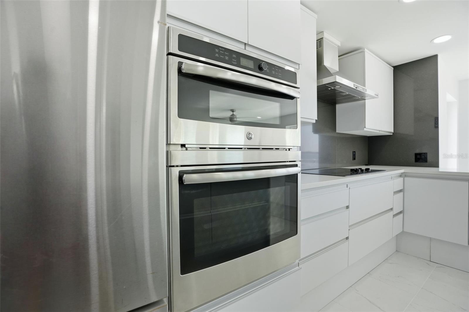 Image 16 of 57 For 11982 Bayshore Drive