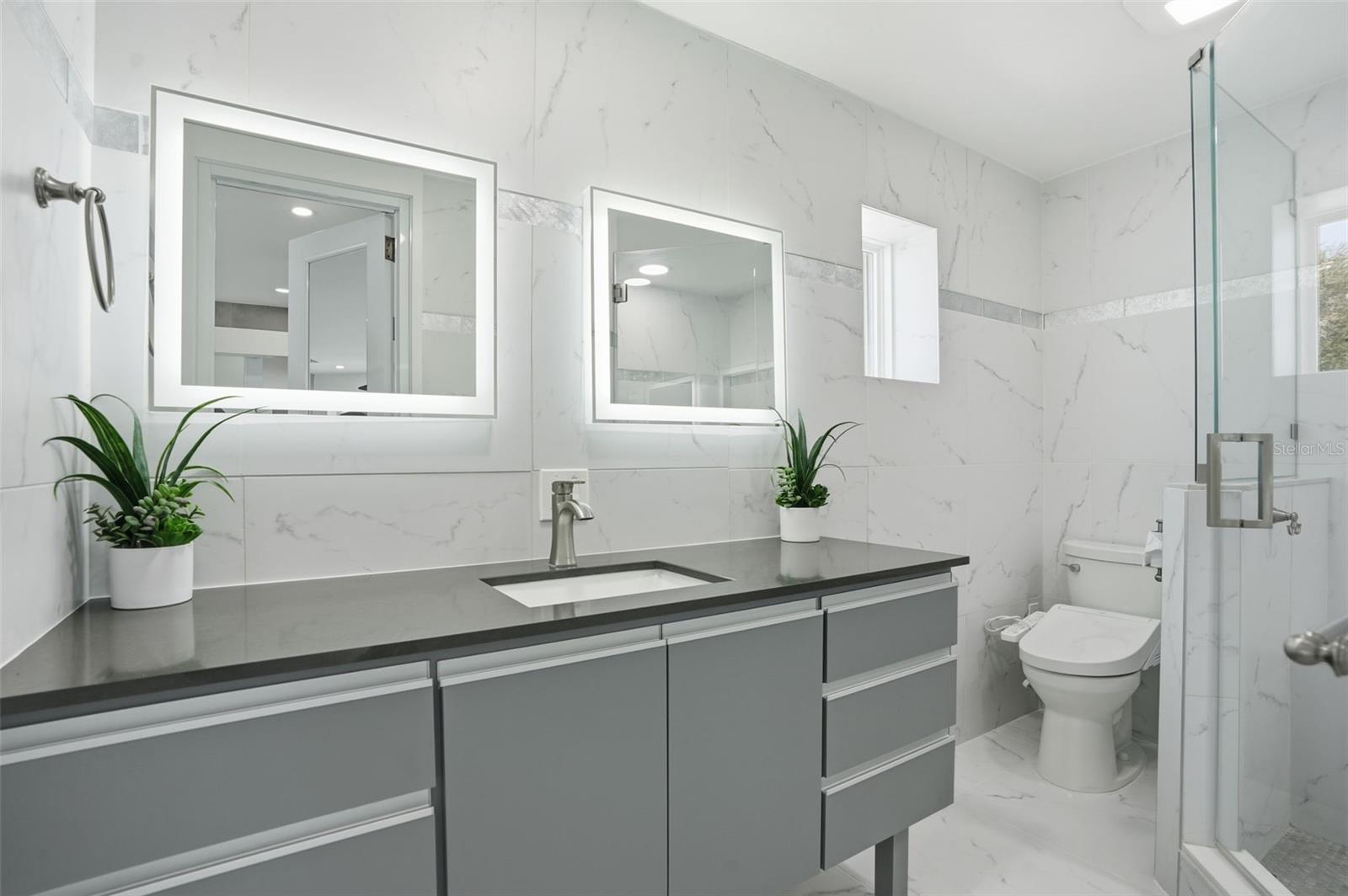 Image 26 of 57 For 11982 Bayshore Drive