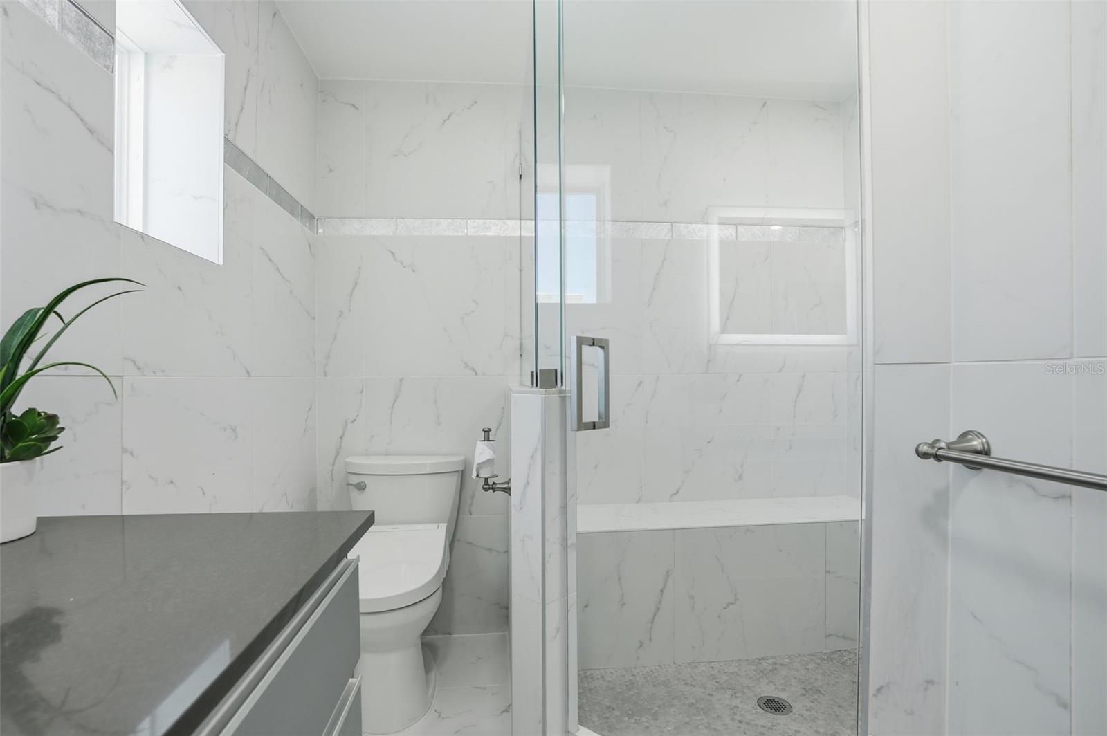 Image 27 of 57 For 11982 Bayshore Drive