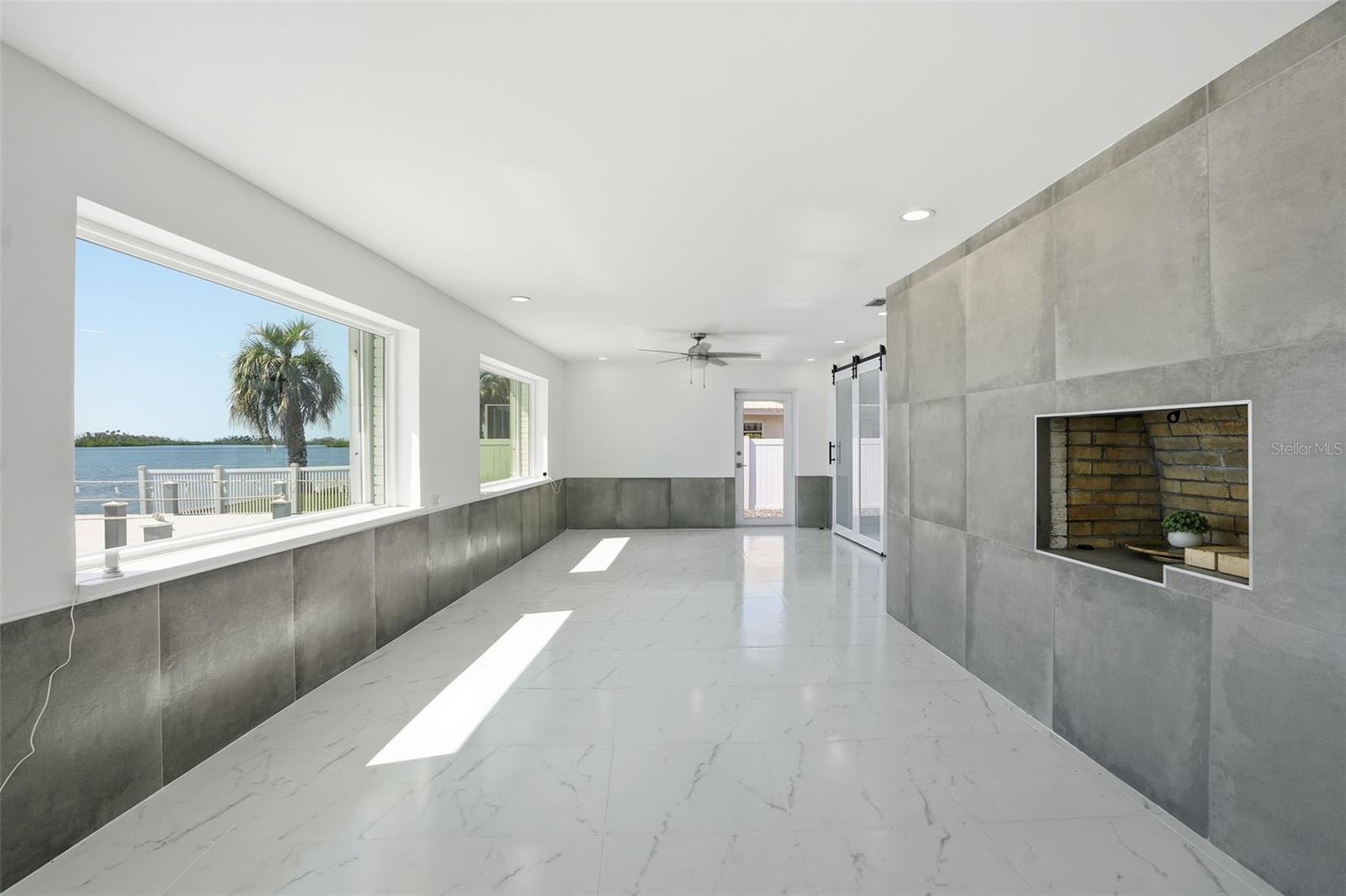 Image 38 of 57 For 11982 Bayshore Drive