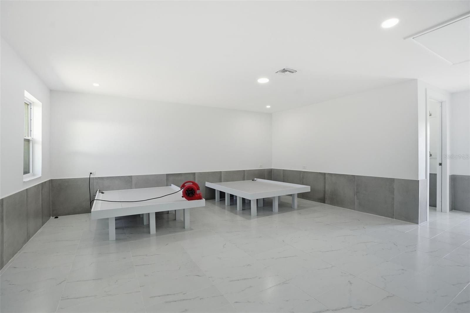 Image 45 of 57 For 11982 Bayshore Drive