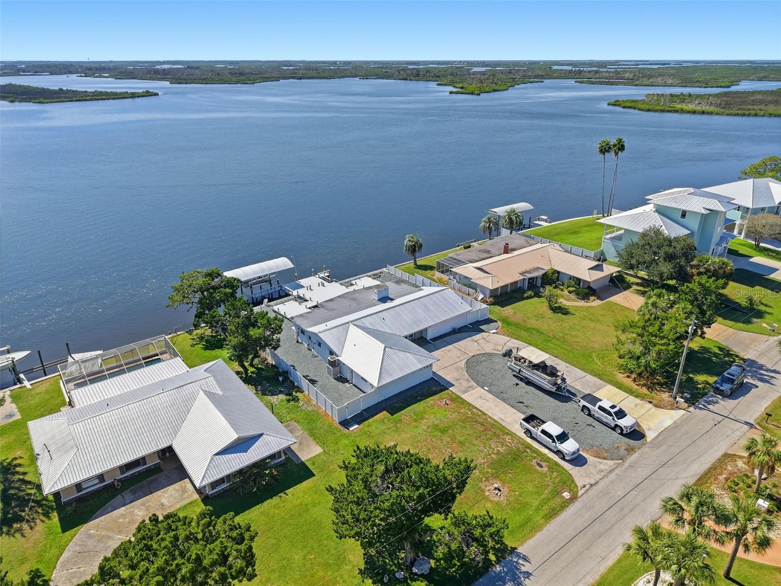 Image 49 of 57 For 11982 Bayshore Drive