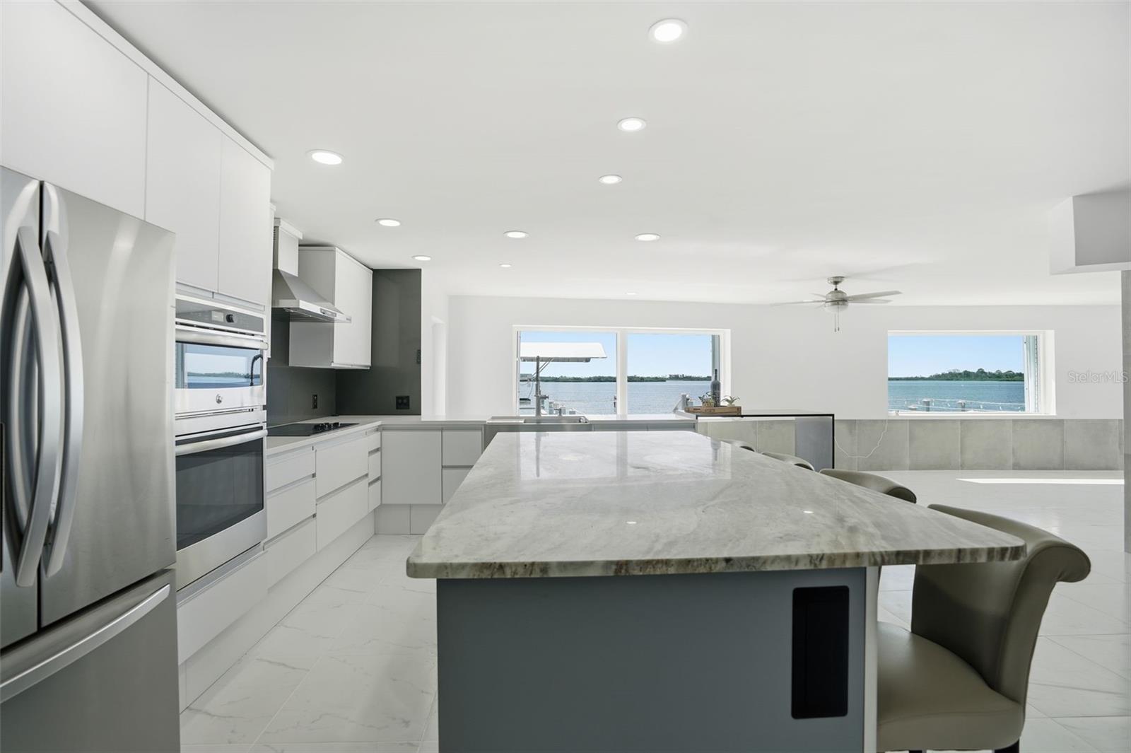 Image 7 of 57 For 11982 Bayshore Drive