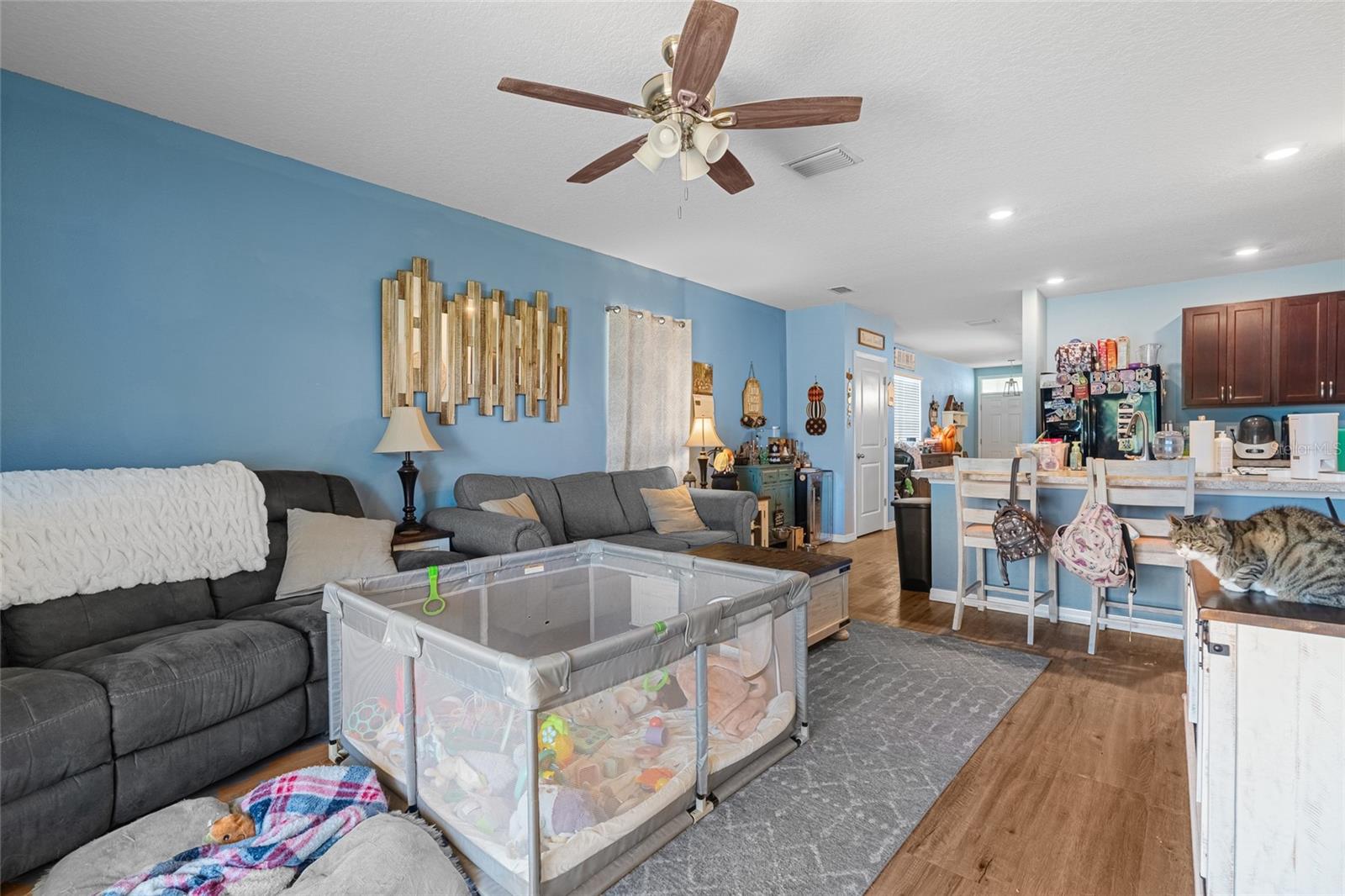 Image 23 of 28 For 6601 Longboat Drive