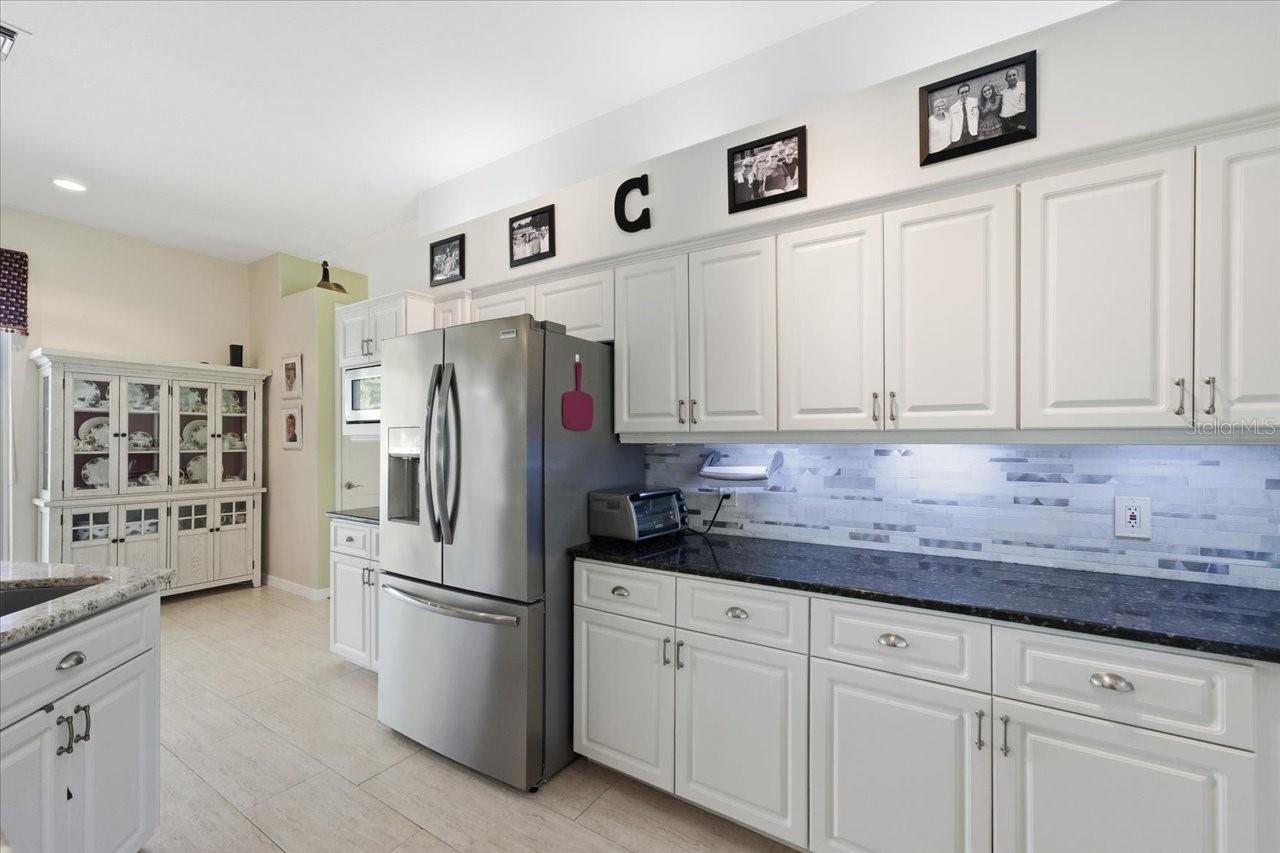 Image 42 of 78 For 8396 Fair Hill Drive