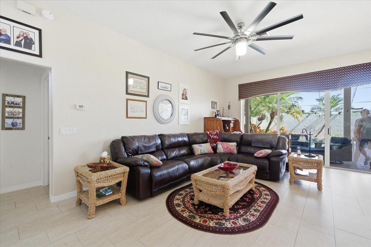 Image 47 of 78 For 8396 Fair Hill Drive