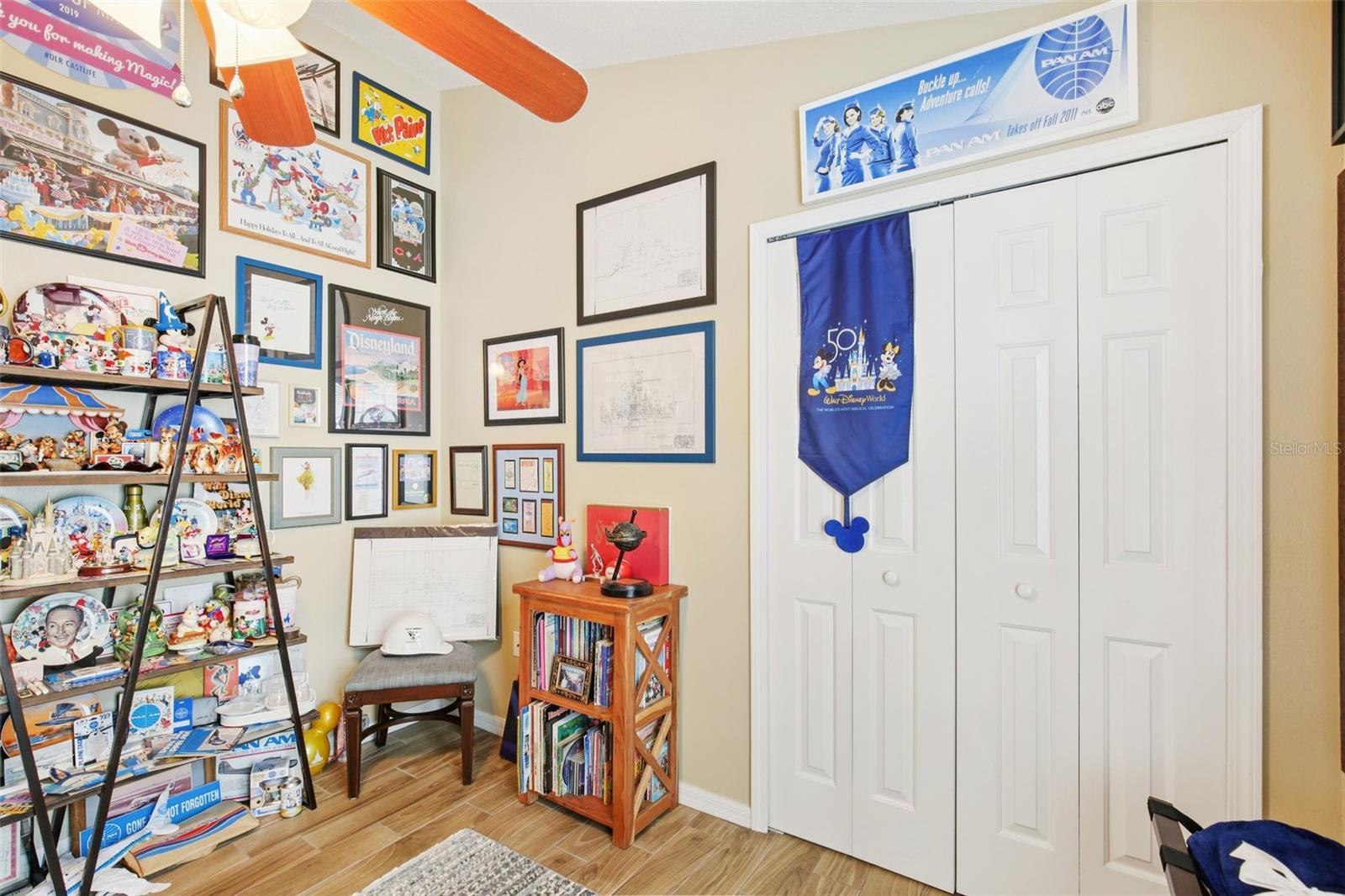 Image 26 of 40 For 8513 Shallow Creek Court