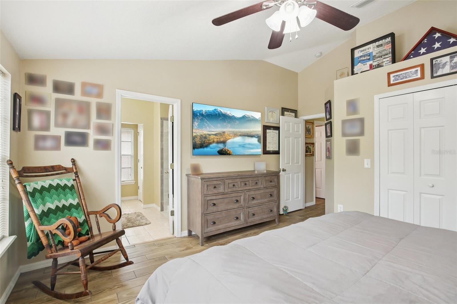 Image 29 of 40 For 8513 Shallow Creek Court