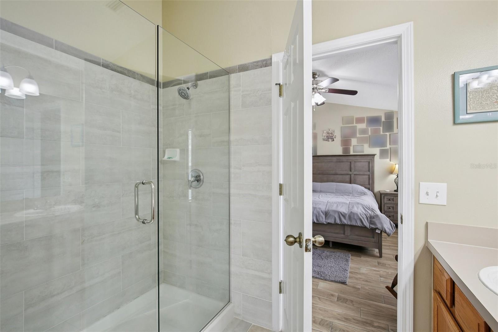 Image 32 of 40 For 8513 Shallow Creek Court