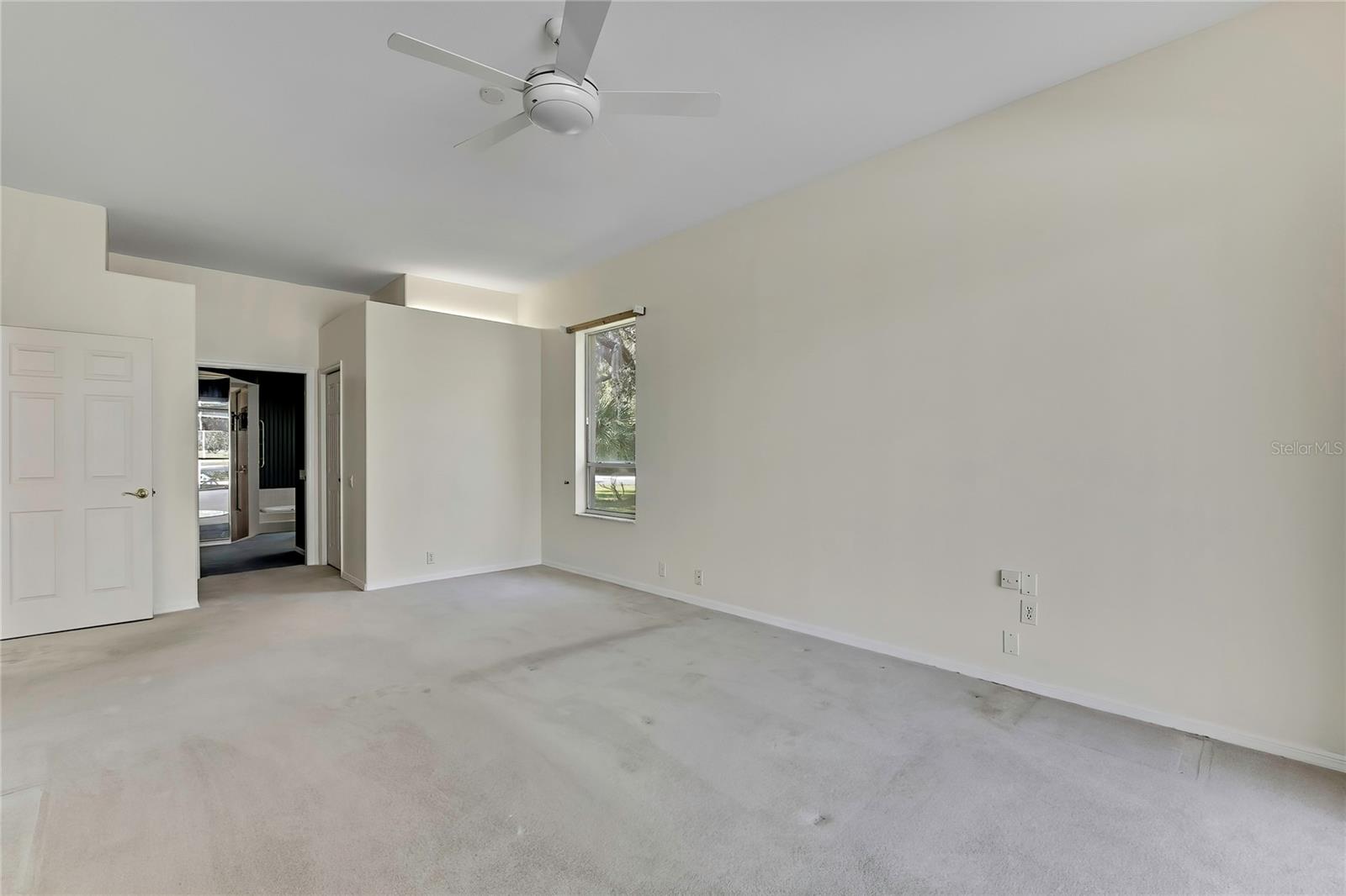 Image 25 of 75 For 4412 Lake In The Woods Drive