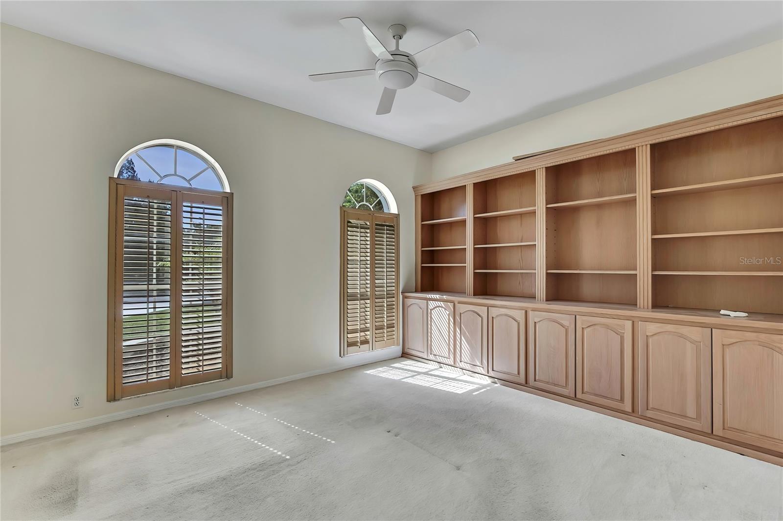 Image 32 of 75 For 4412 Lake In The Woods Drive