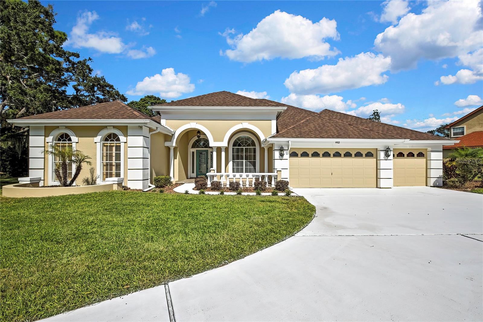 Image 4 of 75 For 4412 Lake In The Woods Drive