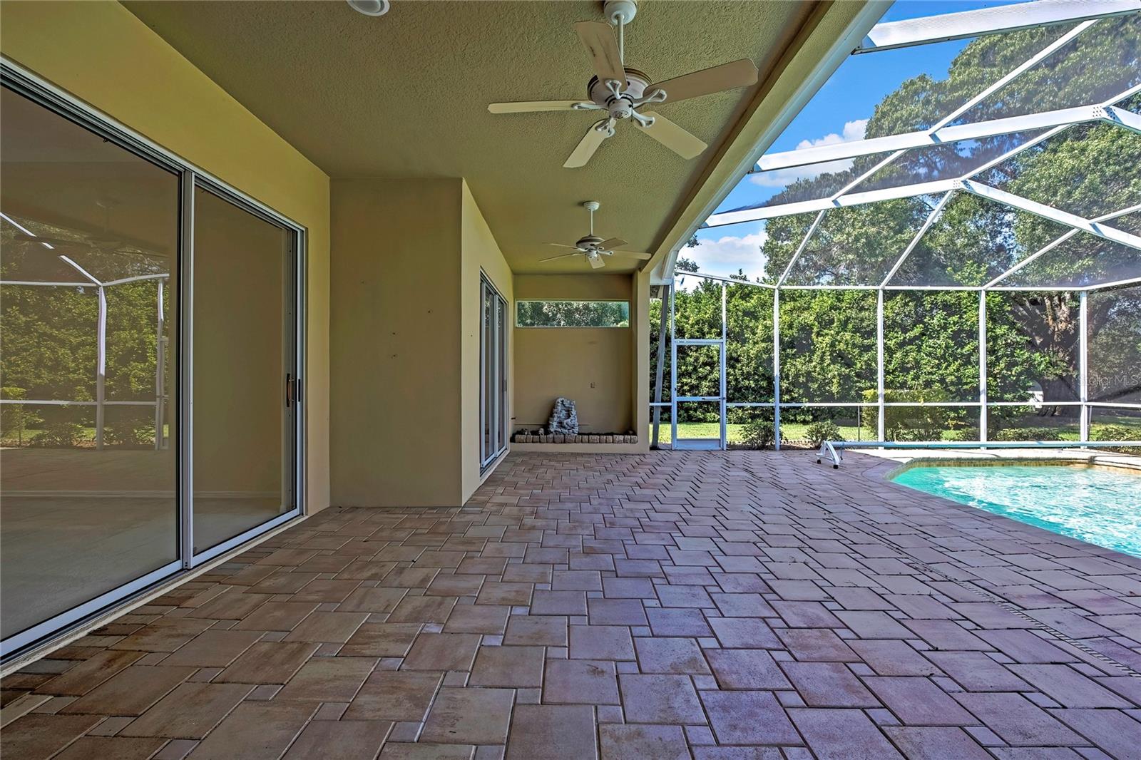 Image 50 of 75 For 4412 Lake In The Woods Drive