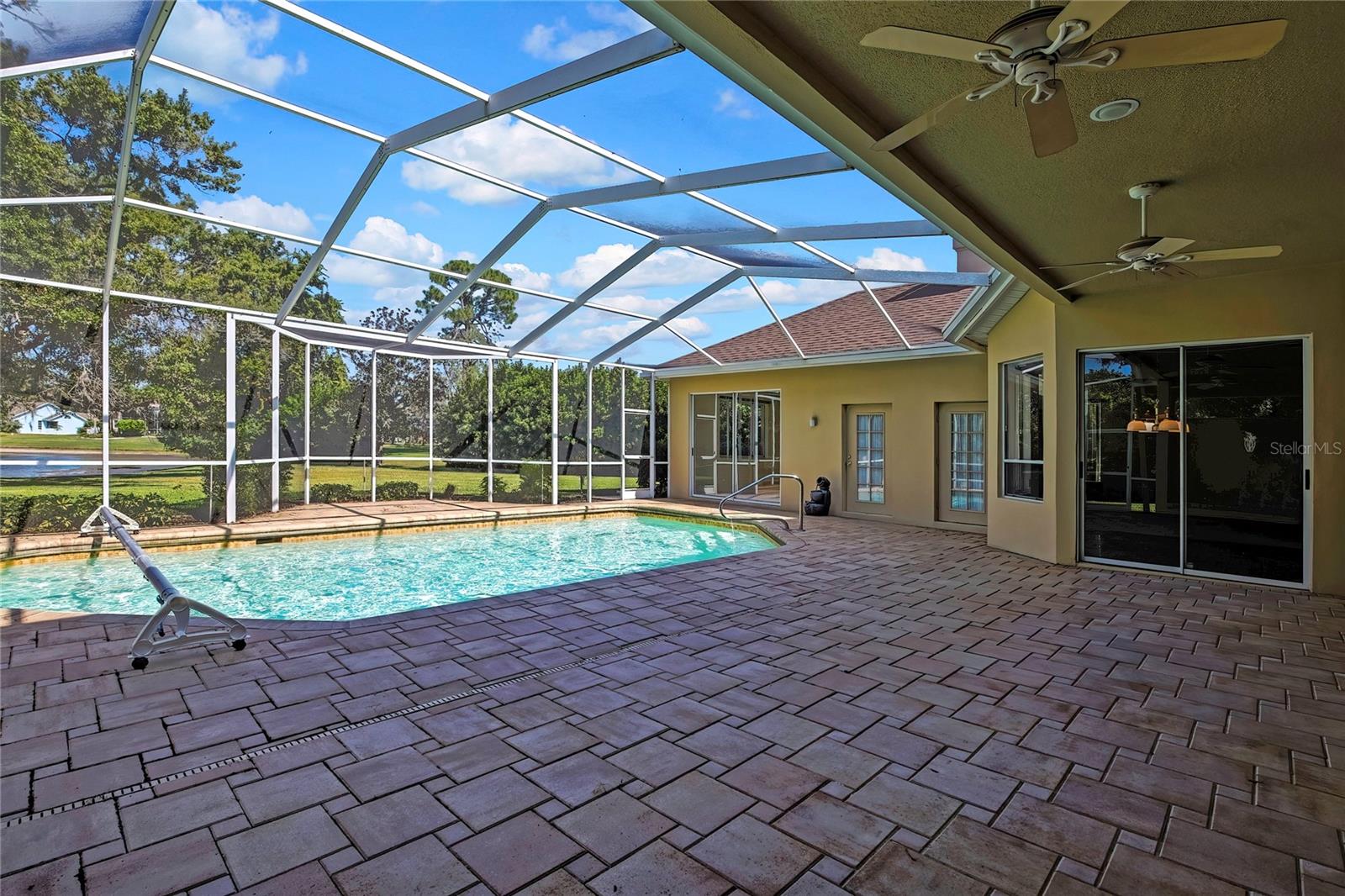 Image 52 of 75 For 4412 Lake In The Woods Drive