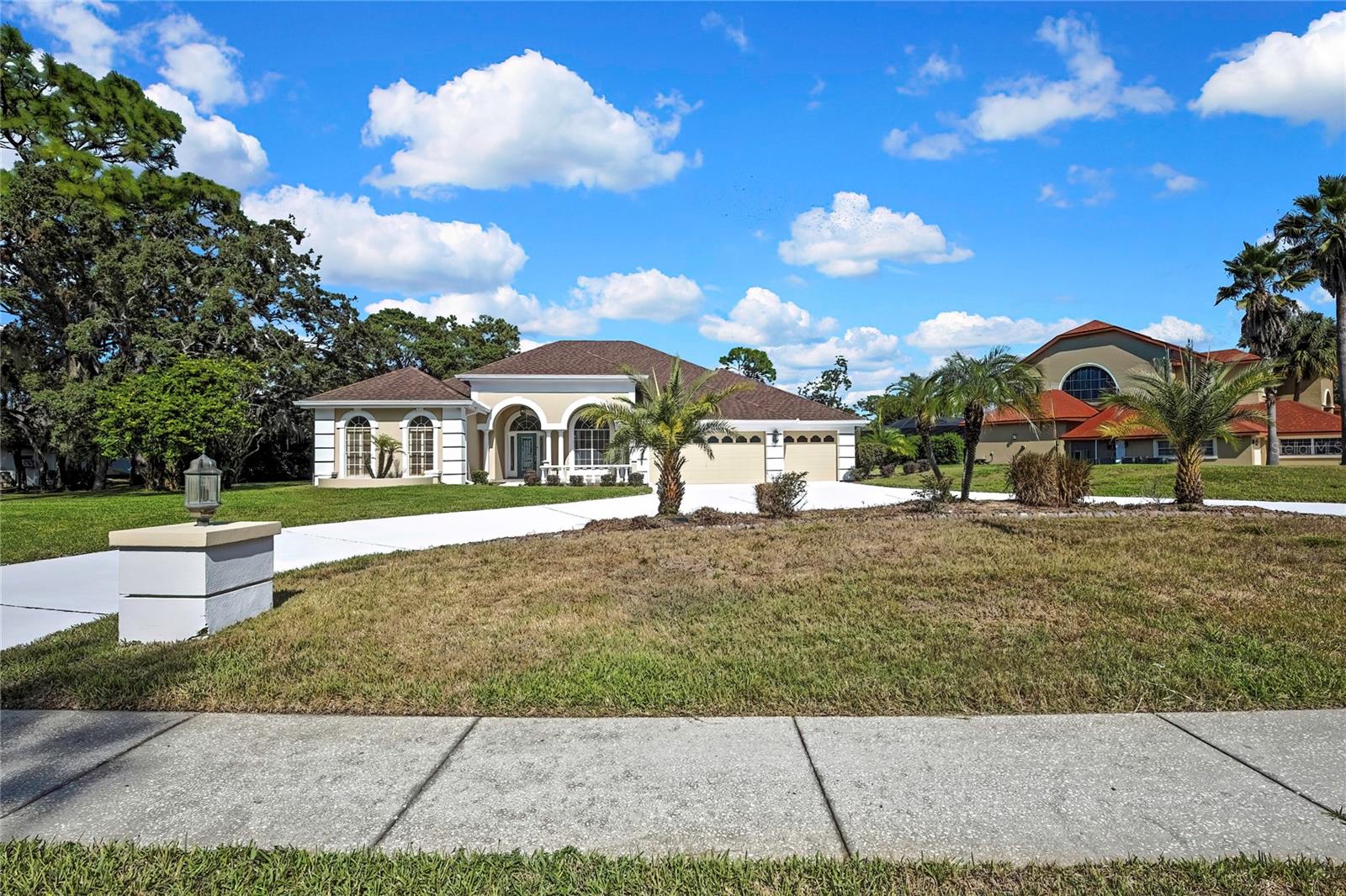 Image 61 of 75 For 4412 Lake In The Woods Drive