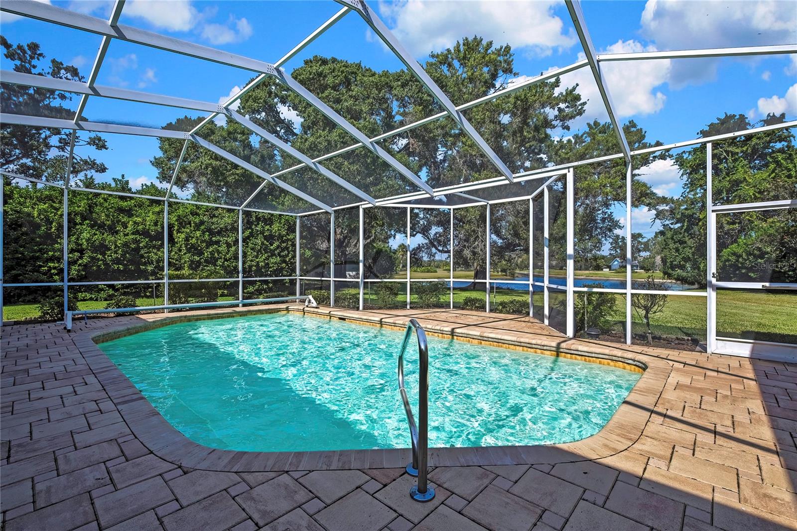 Image 7 of 75 For 4412 Lake In The Woods Drive