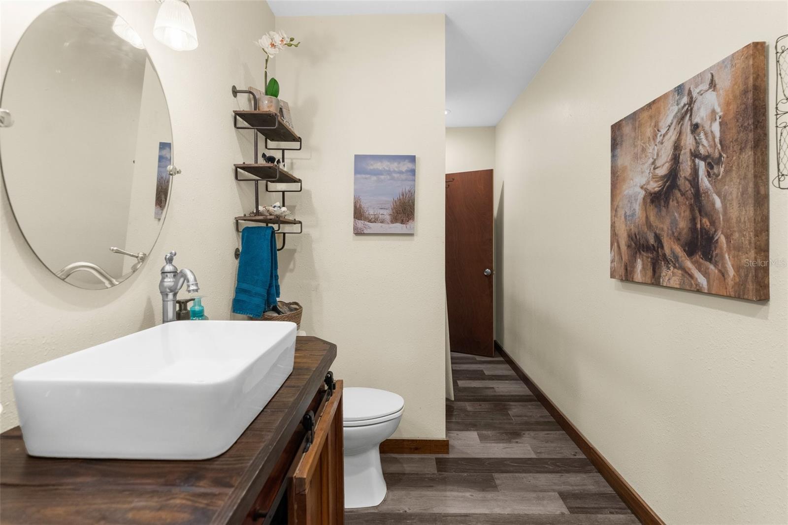 Listing photo id 59 for 1325 Culbreath Road