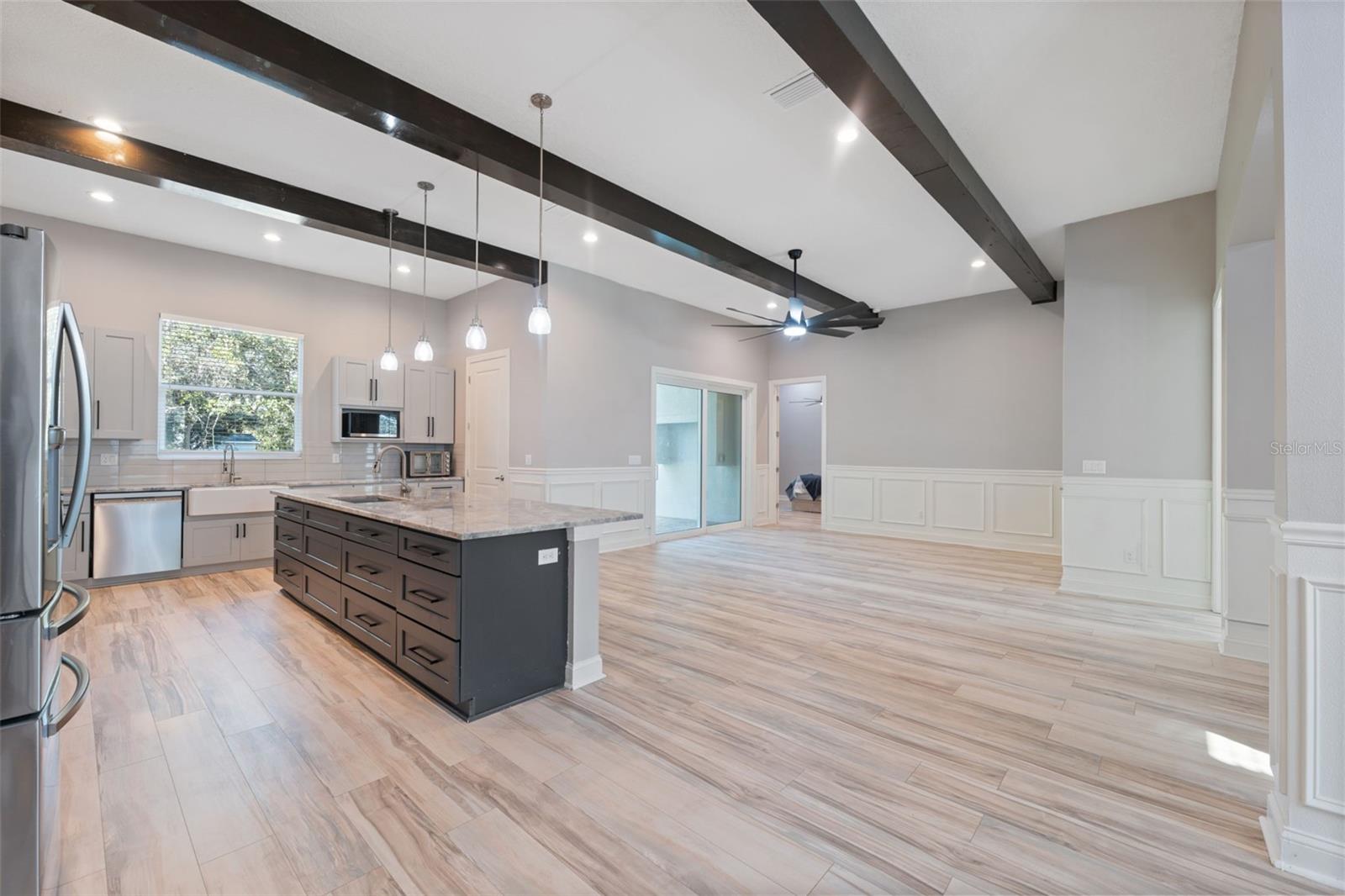 Image 14 of 65 For 11780 Osprey Avenue