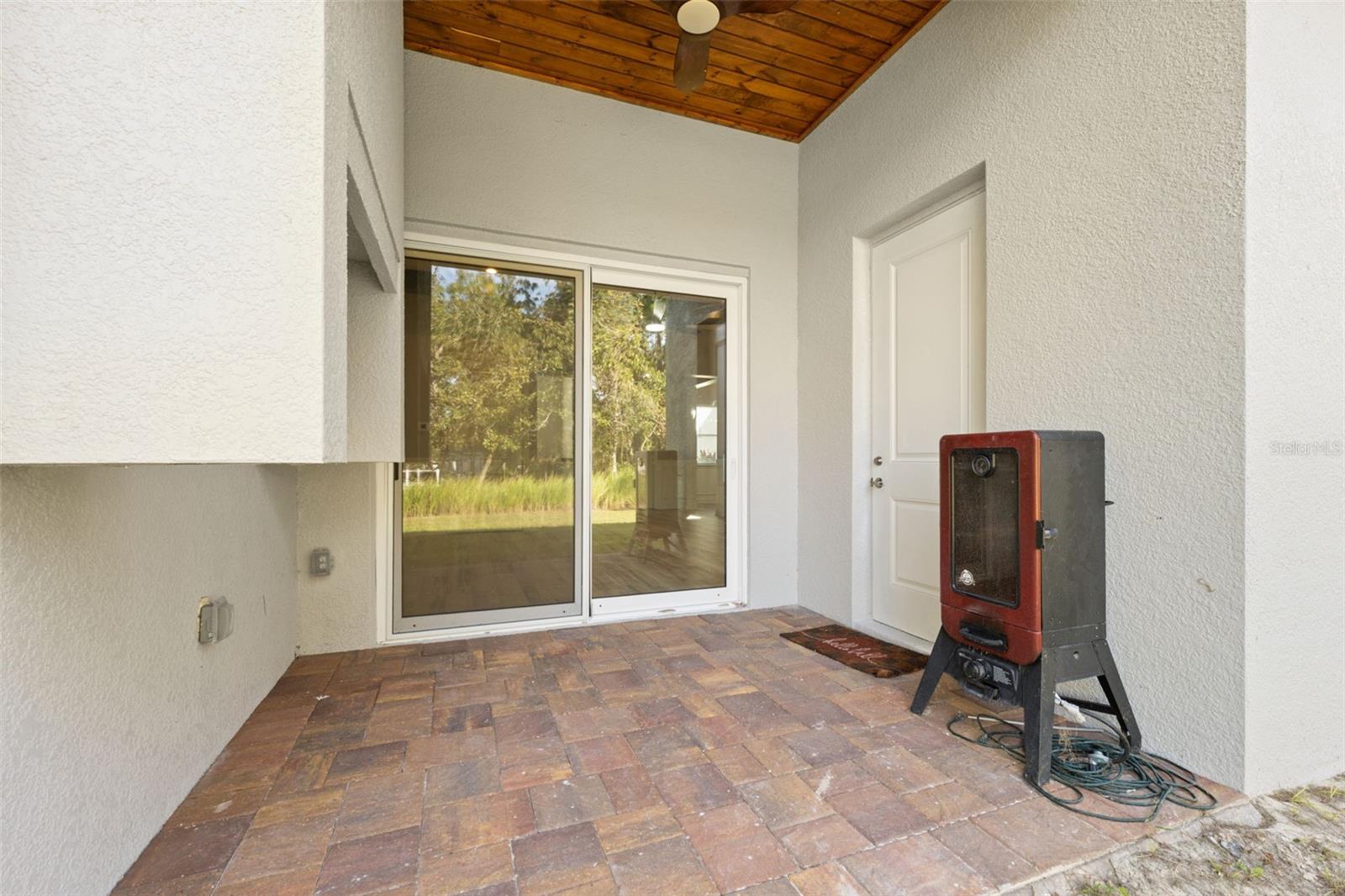 Image 28 of 65 For 11780 Osprey Avenue