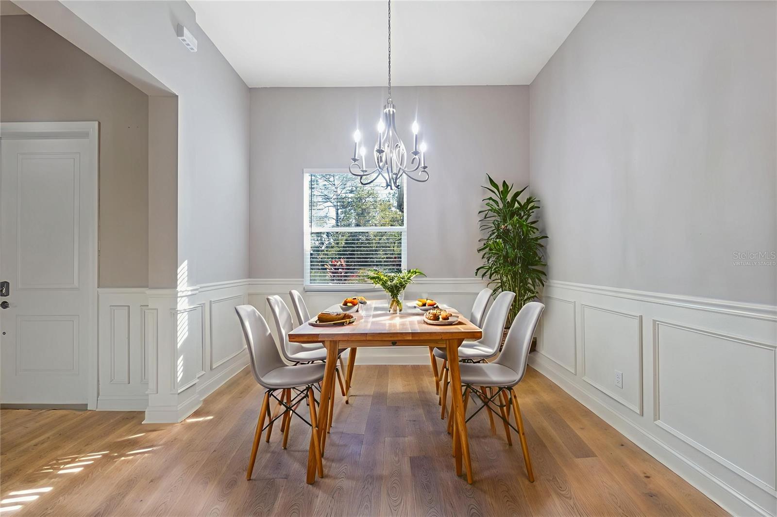 Image 6 of 65 For 11780 Osprey Avenue