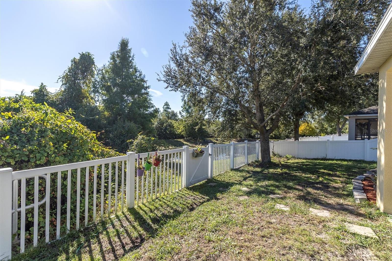 Image 24 of 27 For 12348 Field Point Way