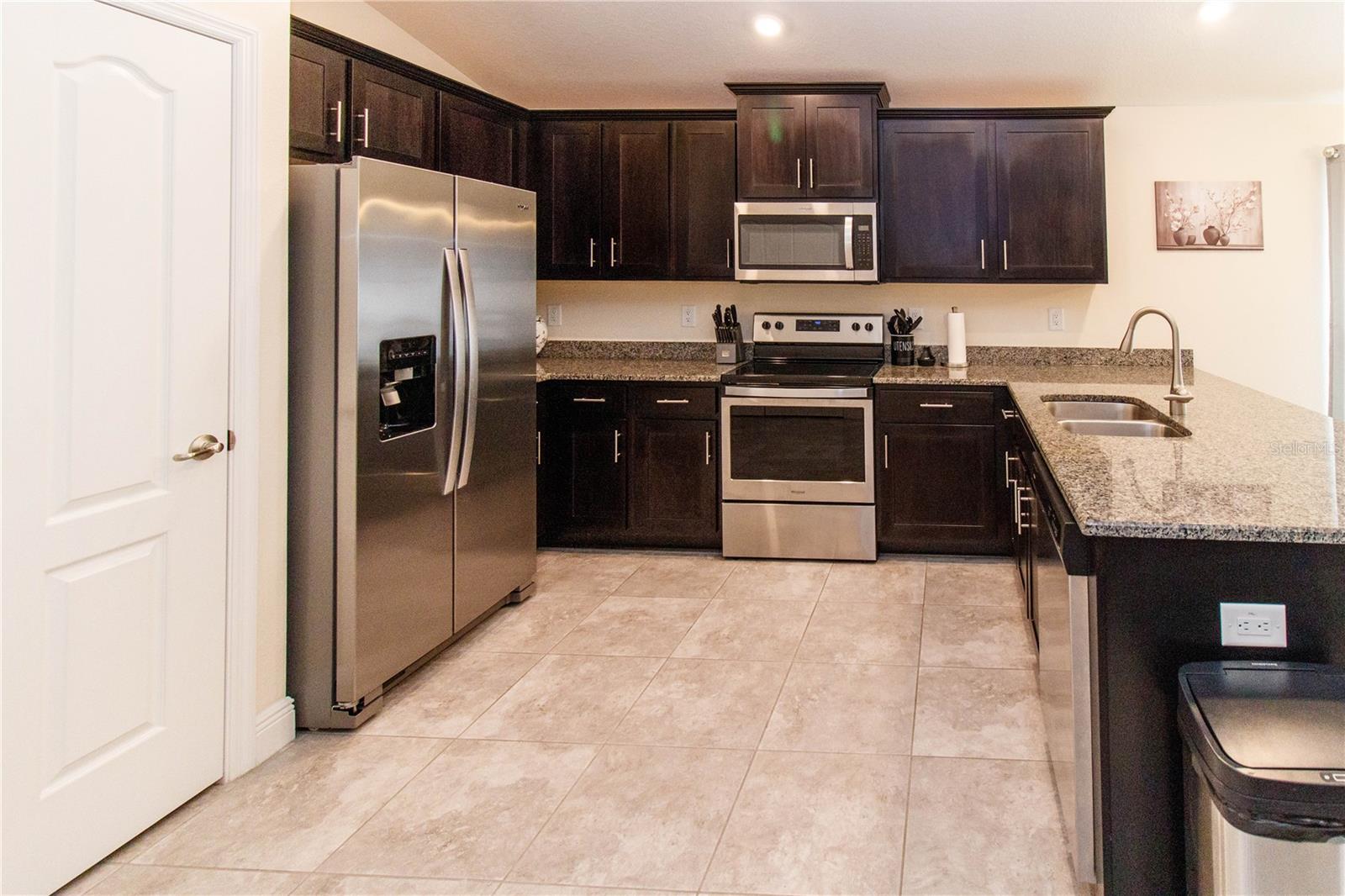 Image 11 of 46 For 14514 Potterton Circle