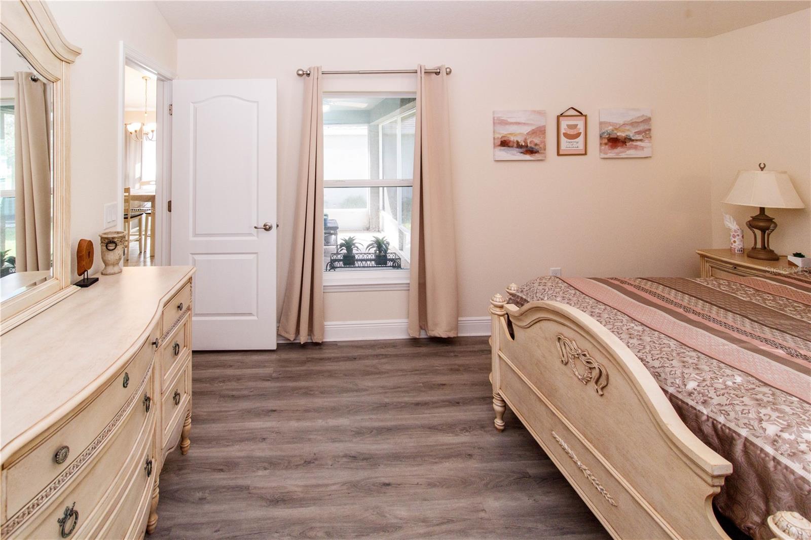 Image 20 of 46 For 14514 Potterton Circle