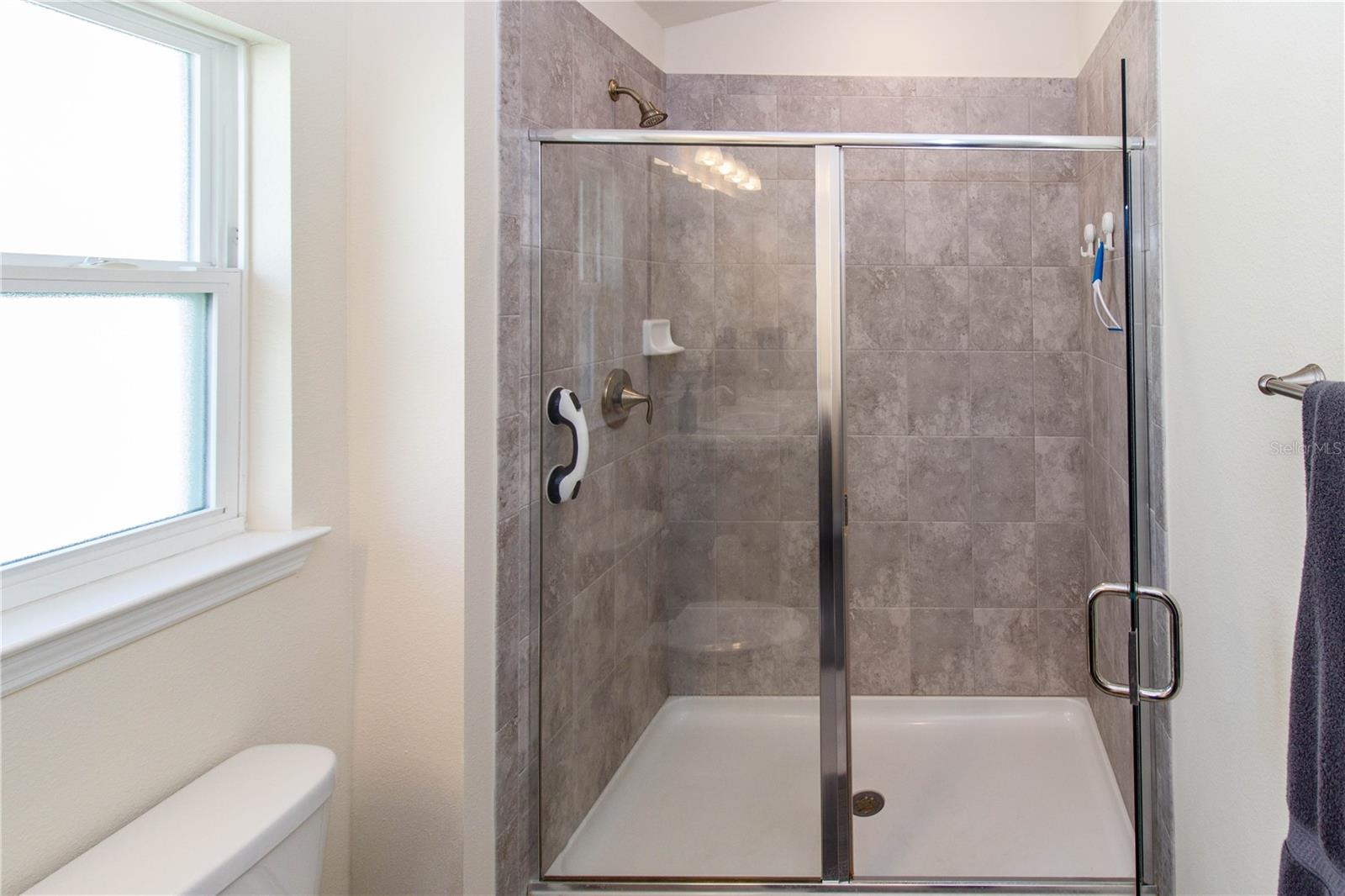 Image 23 of 46 For 14514 Potterton Circle