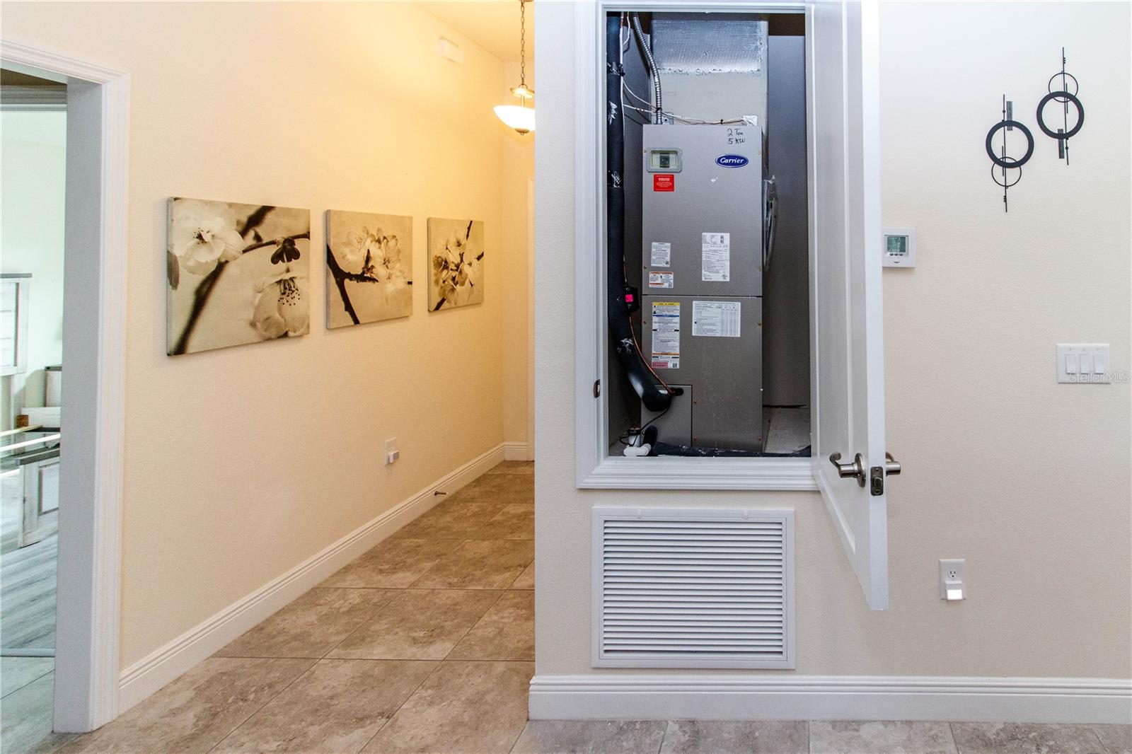 Image 36 of 46 For 14514 Potterton Circle