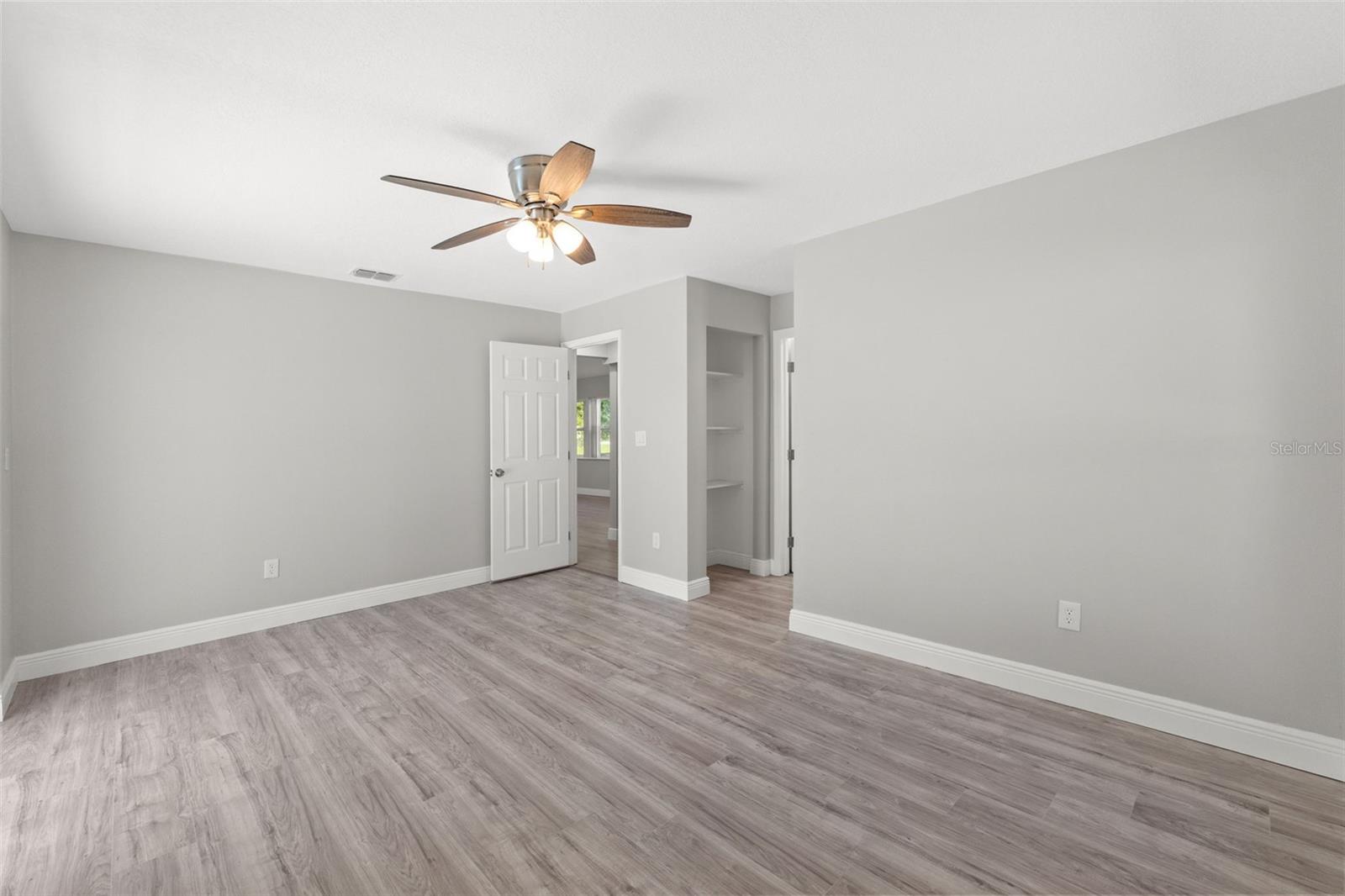 Image 18 of 40 For 11348 Fool Duck Avenue