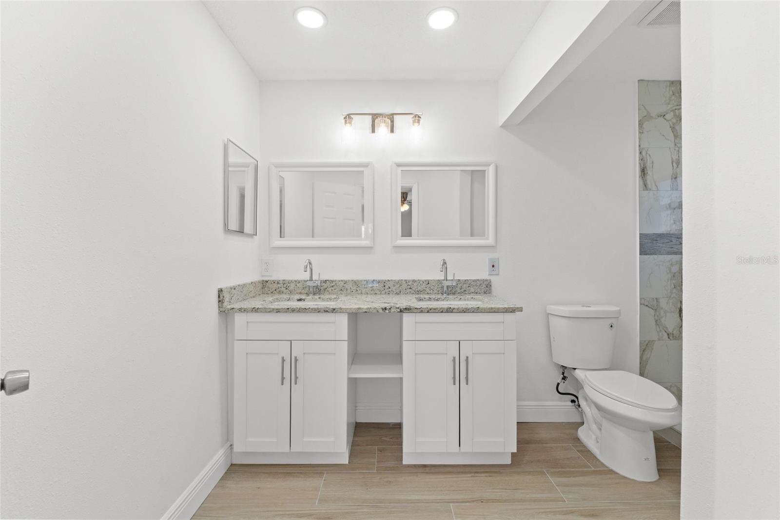 Image 20 of 40 For 11348 Fool Duck Avenue