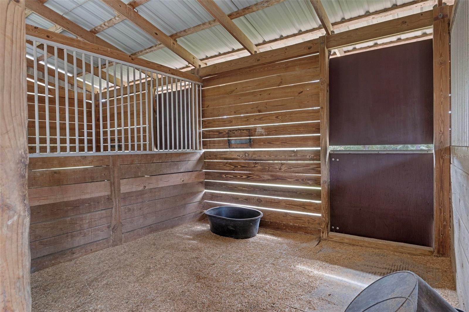 Listing photo id 42 for 4202 Pony Drive