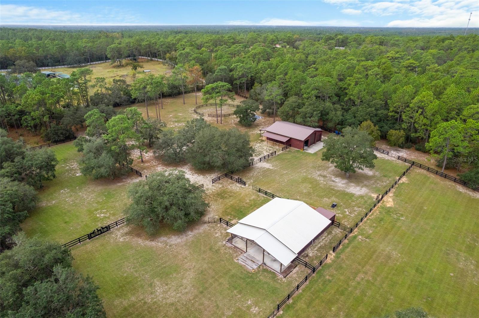 Listing photo id 55 for 4202 Pony Drive