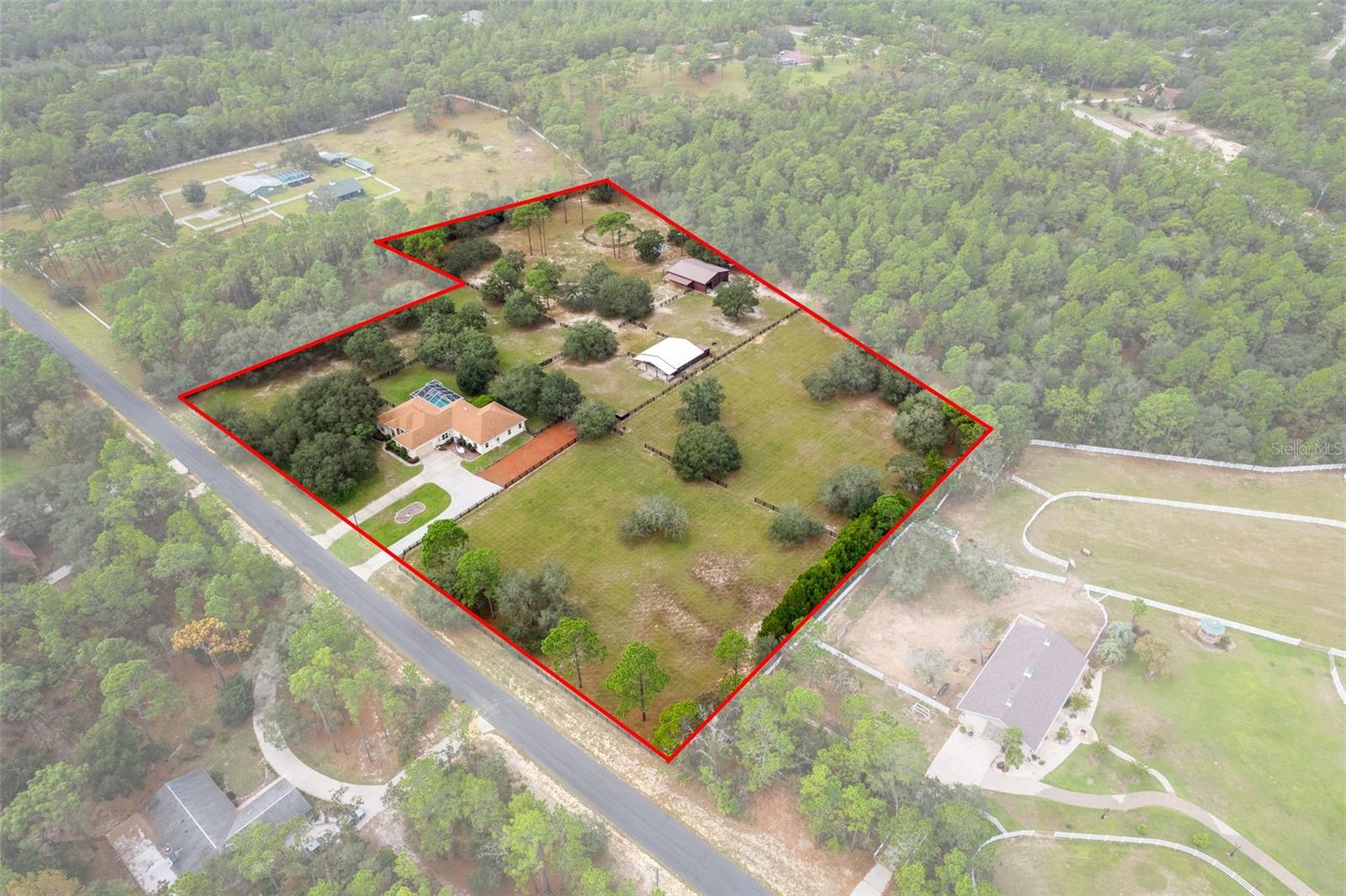 Listing photo id 56 for 4202 Pony Drive