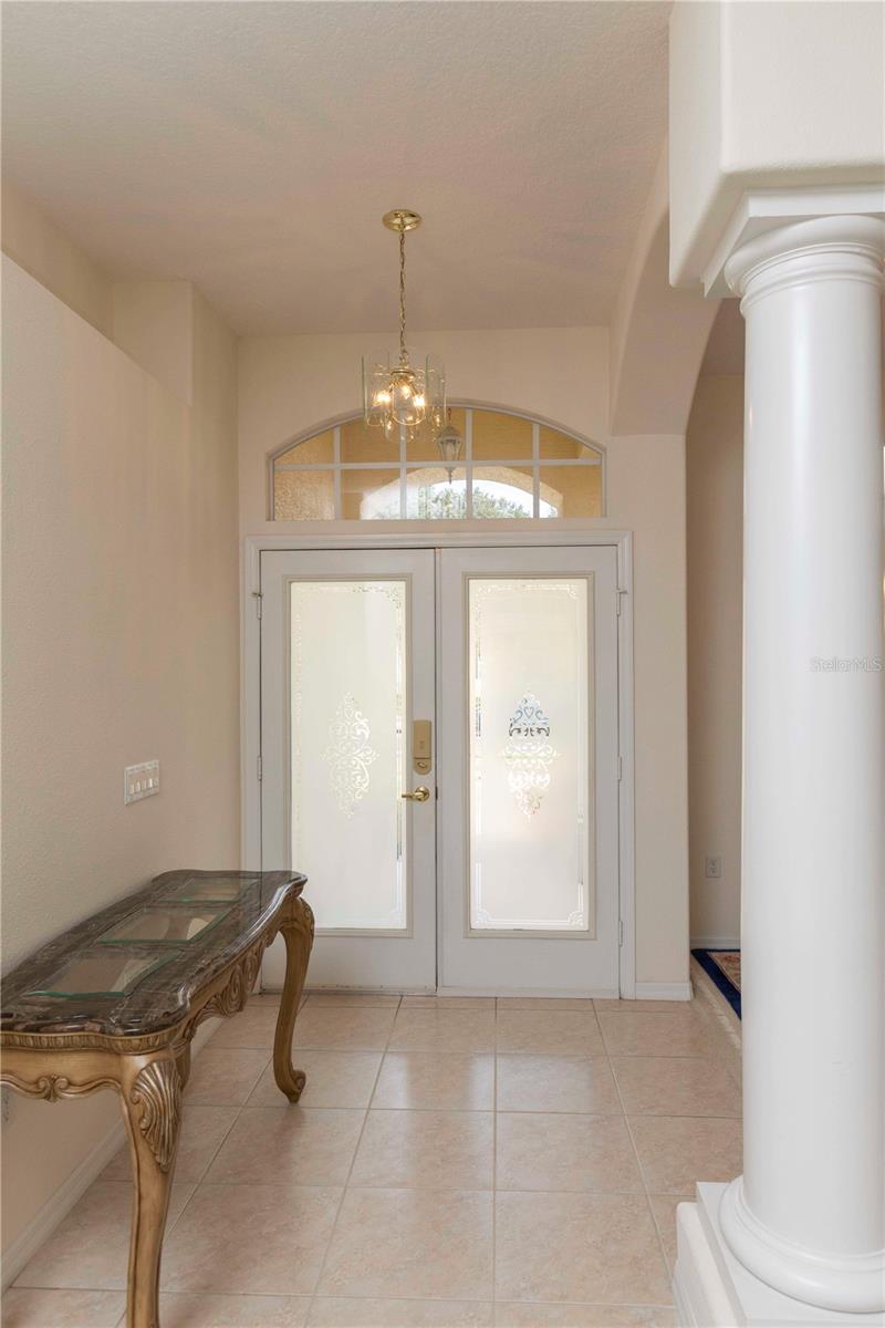 Image 6 of 49 For 11915 Tee Time Circle