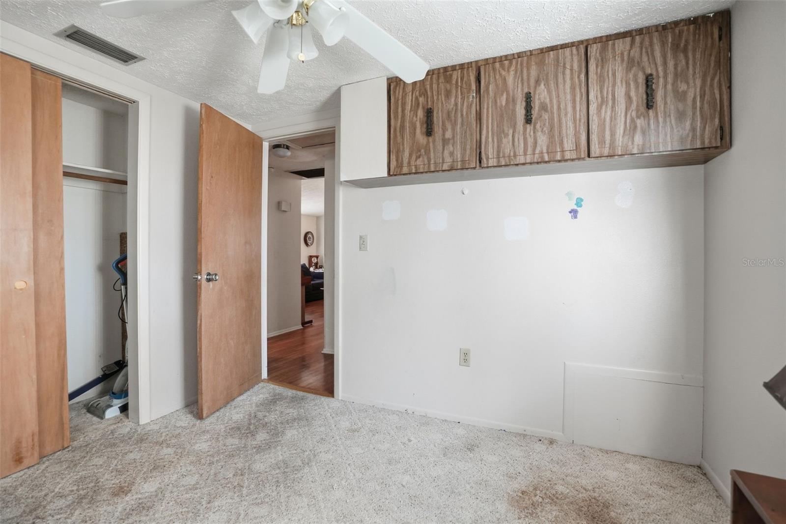 Image 21 of 27 For 7212 Dipaola Drive