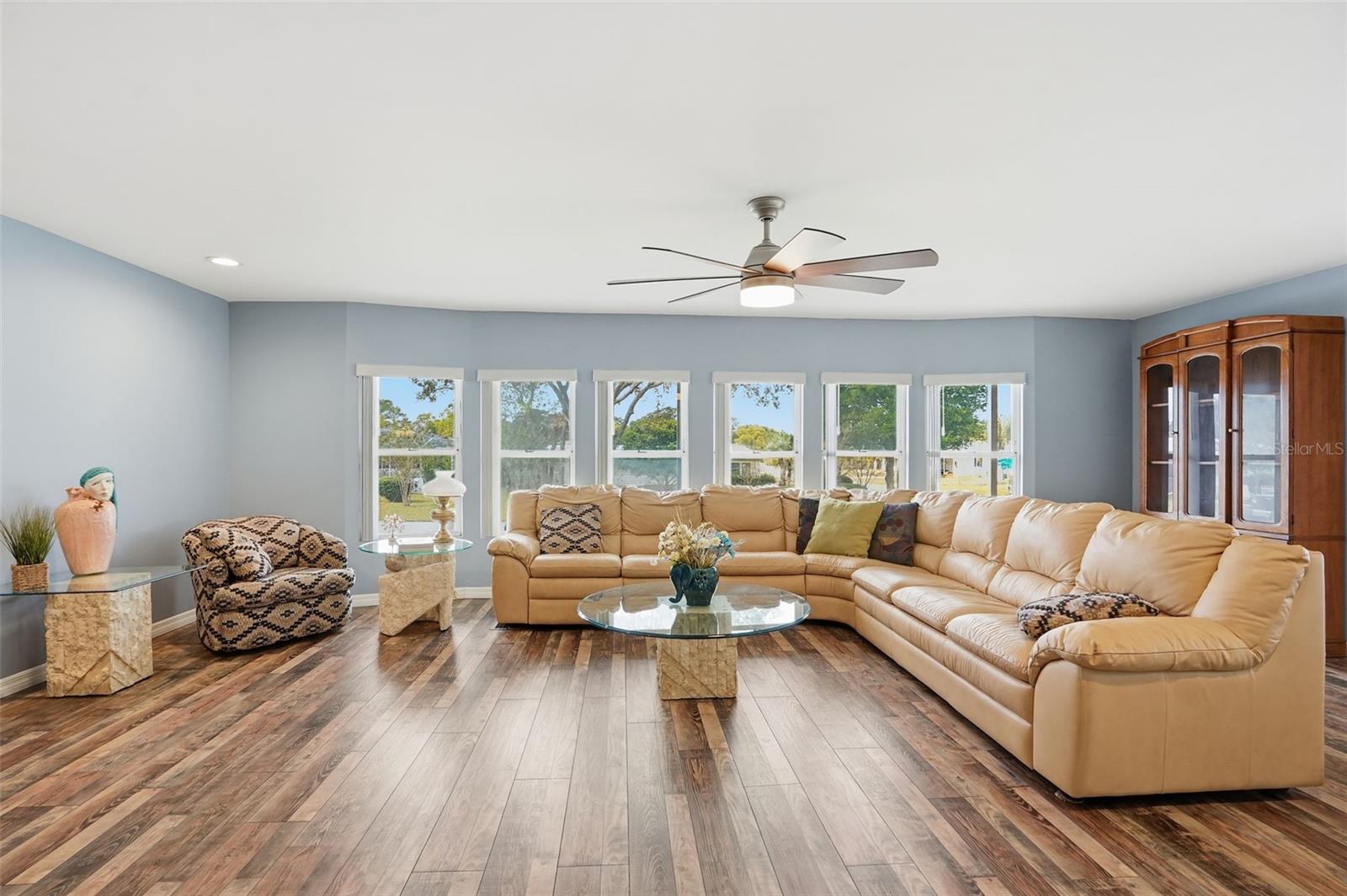 Image 10 of 61 For 8156 Baycrest Drive