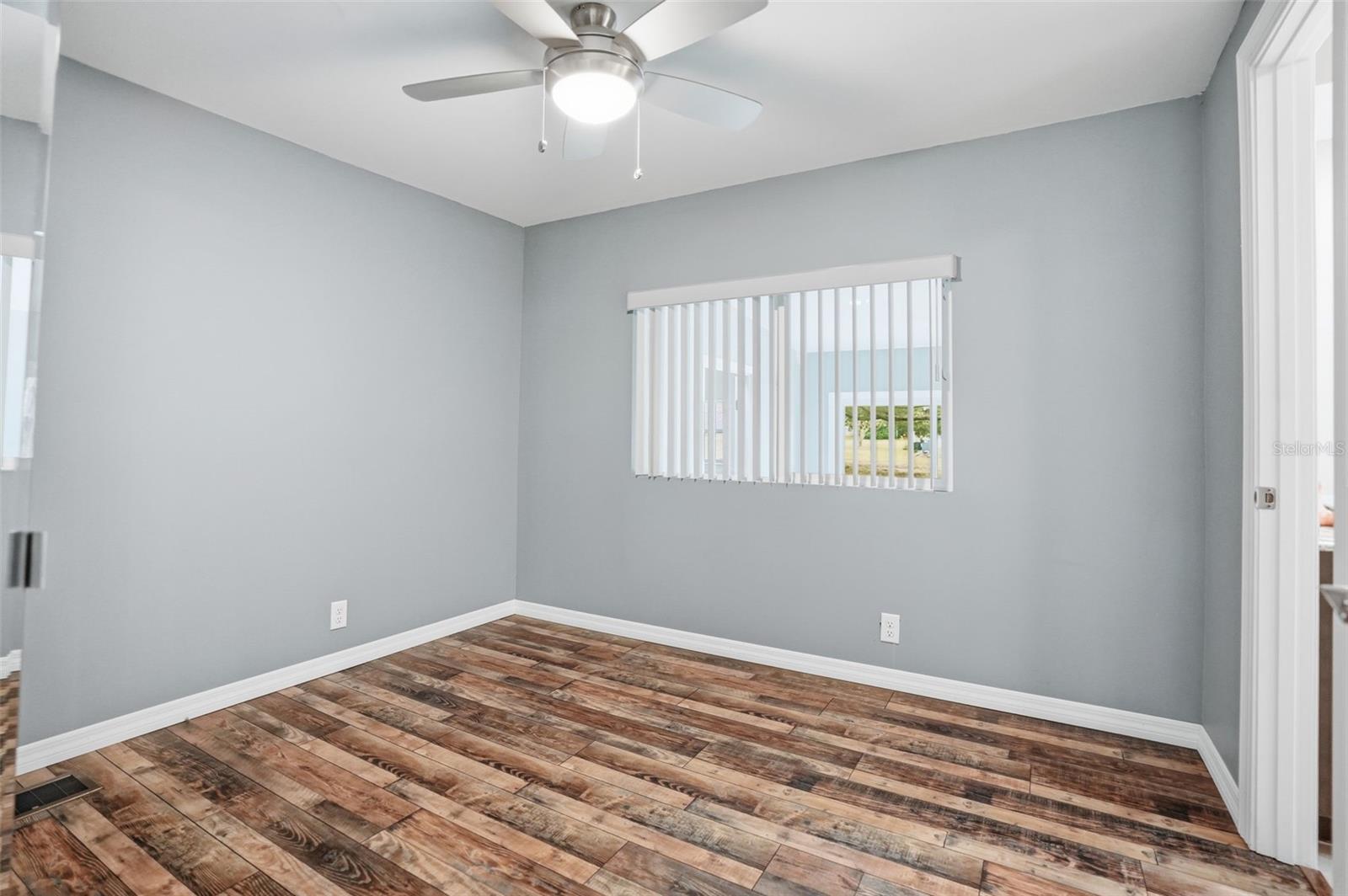 Image 25 of 61 For 8156 Baycrest Drive