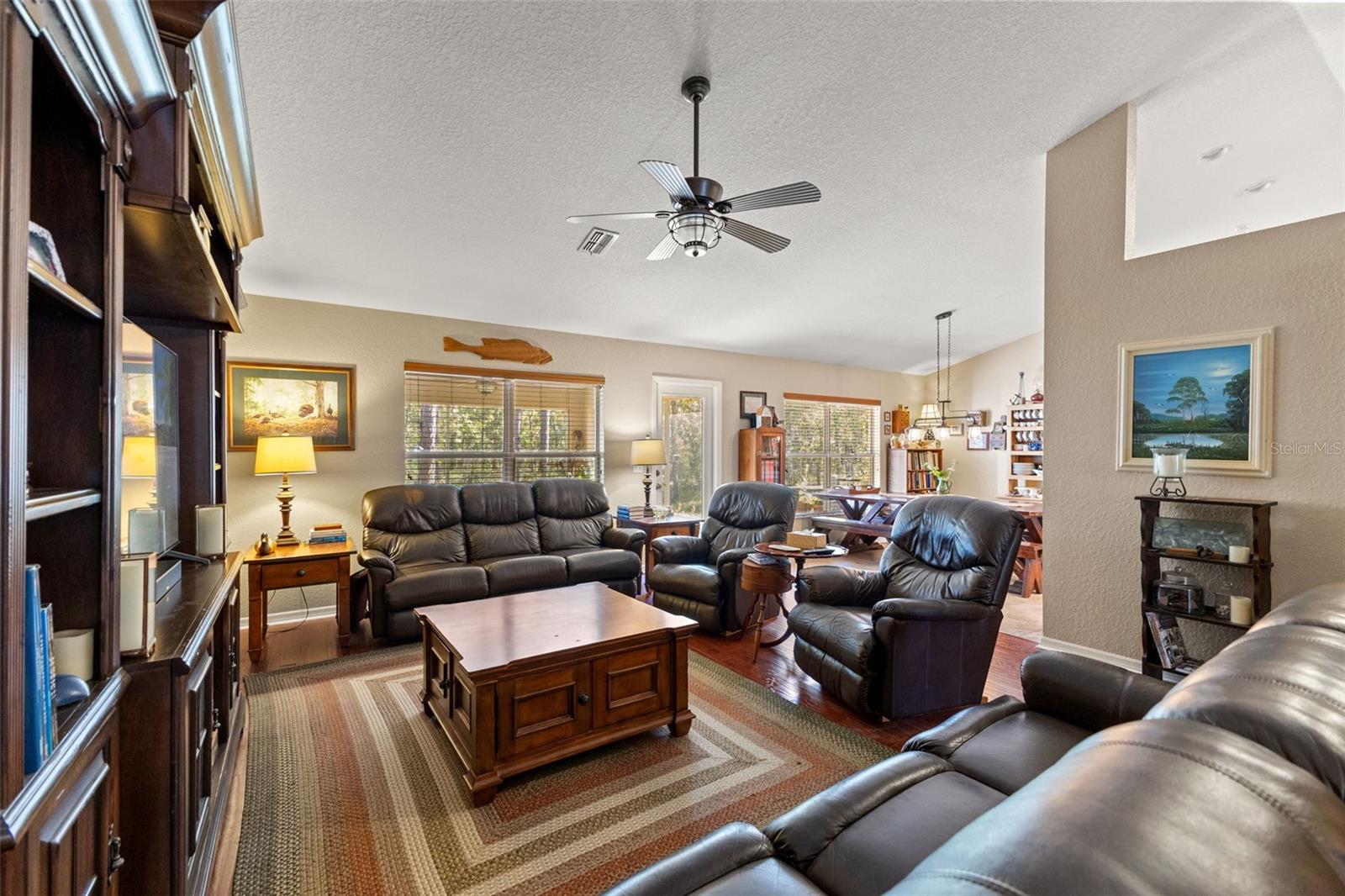 Image 10 of 58 For 5 Boxleaf  