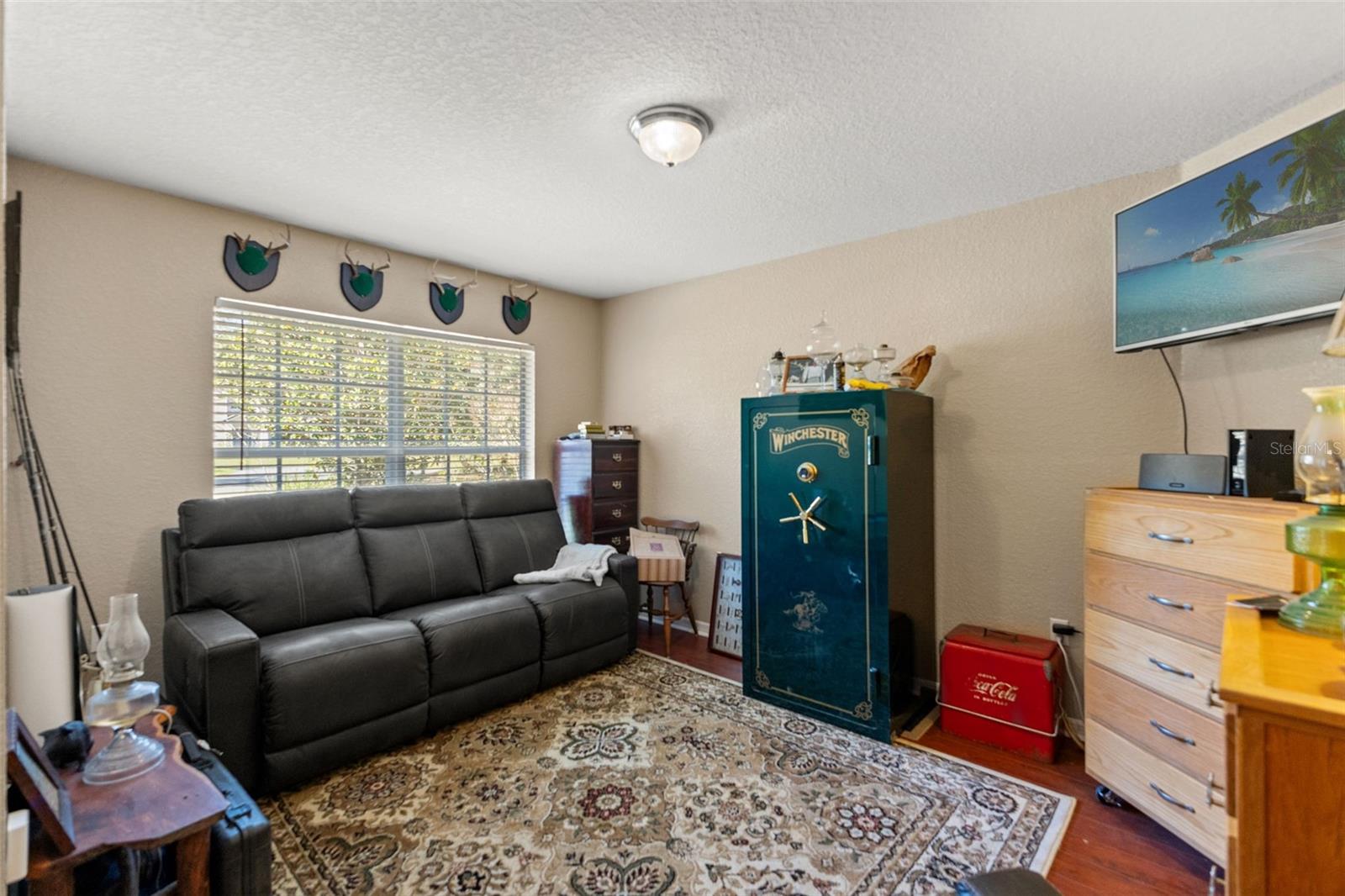 Image 11 of 58 For 5 Boxleaf  